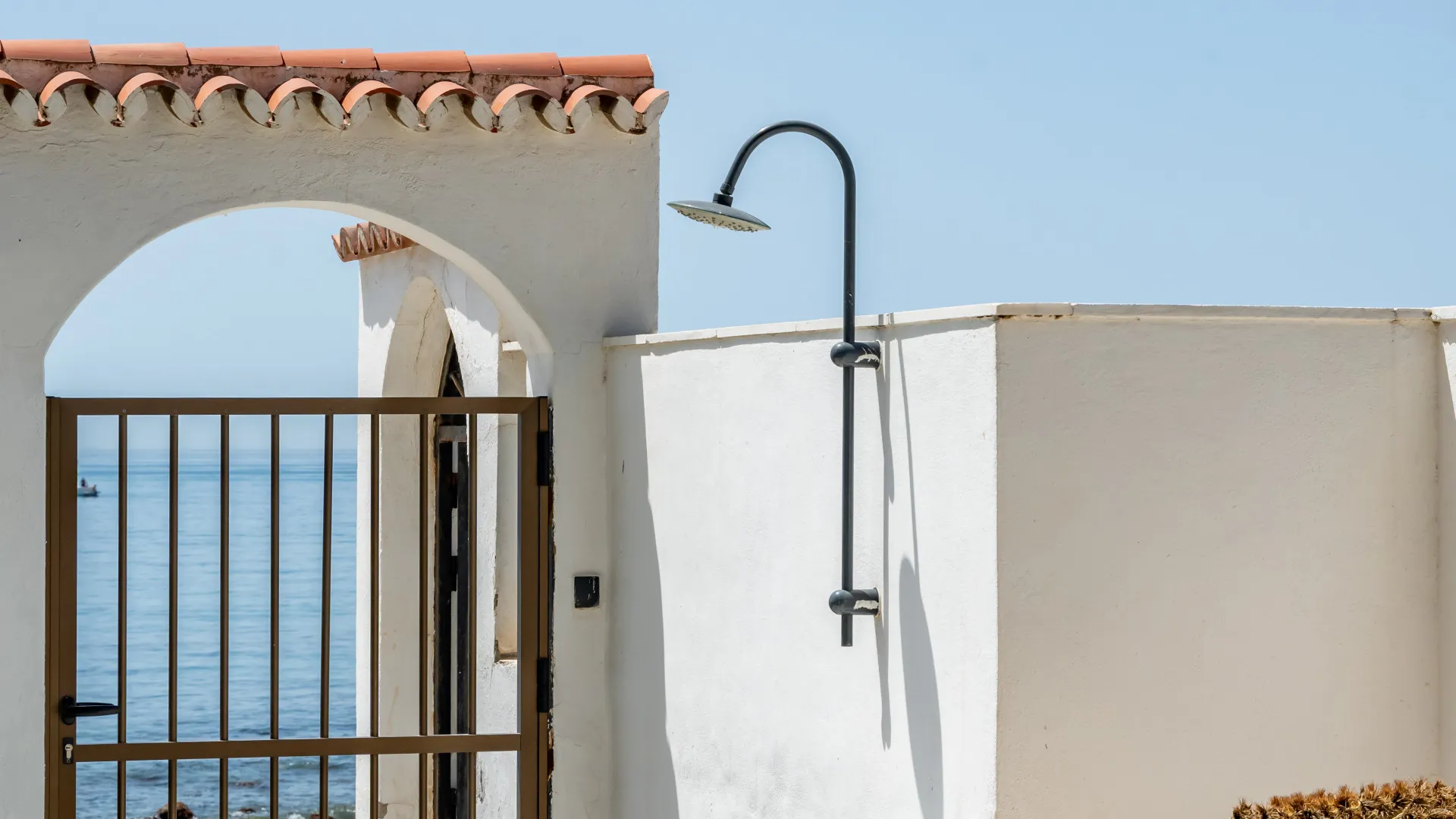 Apartamento planta baja a la venta en Benalmadena Costa