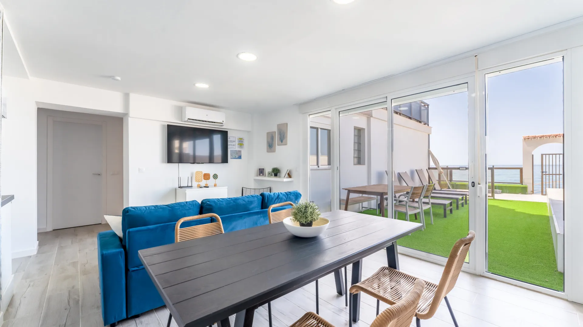 Apartamento planta baja a la venta en Benalmadena Costa