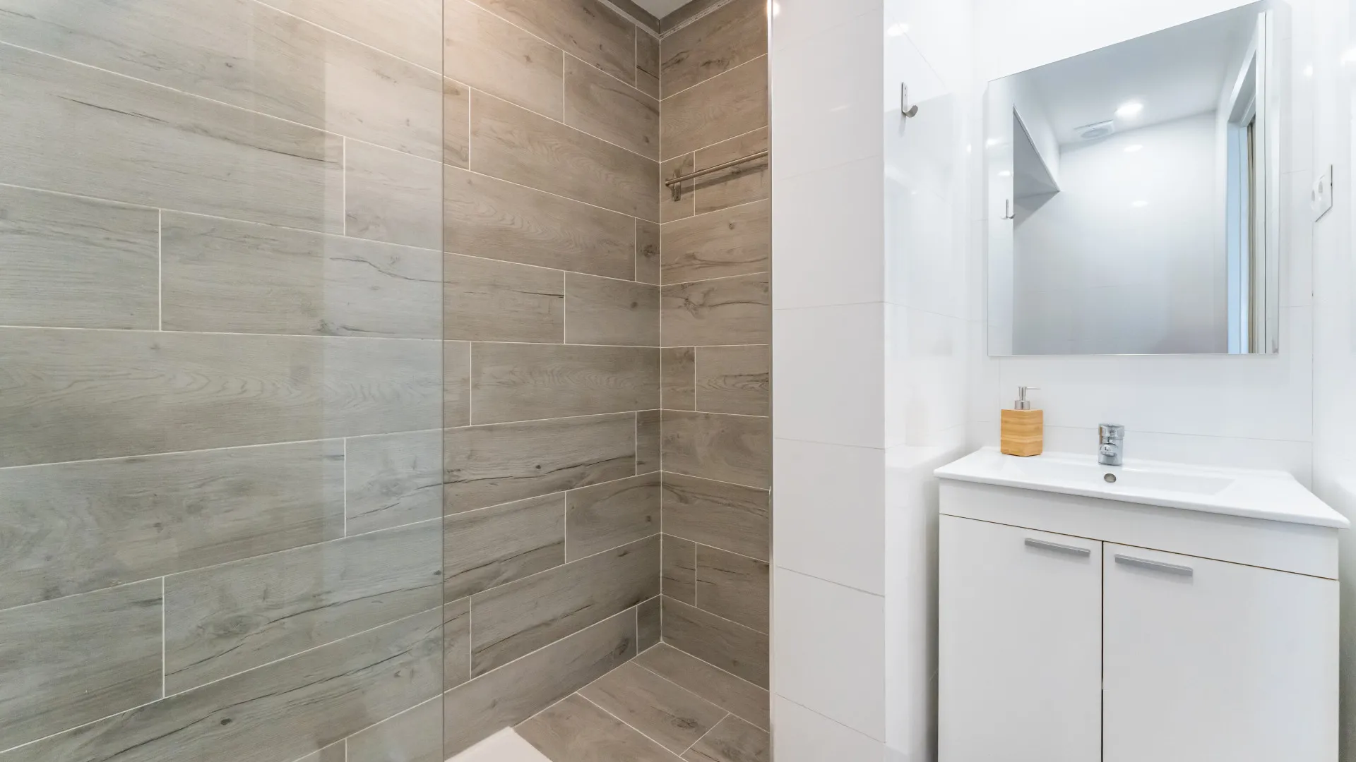 Apartamento planta baja a la venta en Benalmadena Costa