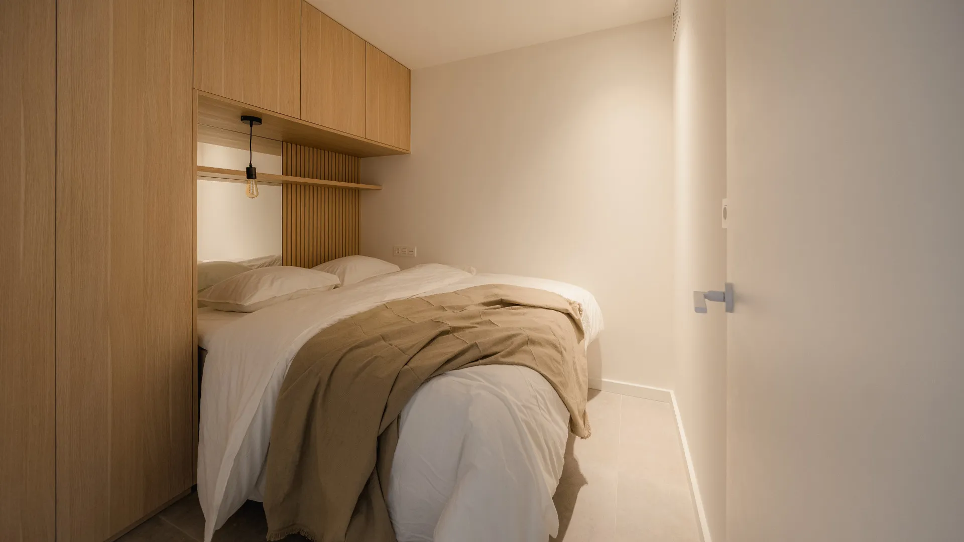 Ground floor apartment for sale in Nueva Andalucia with 3 bedrooms