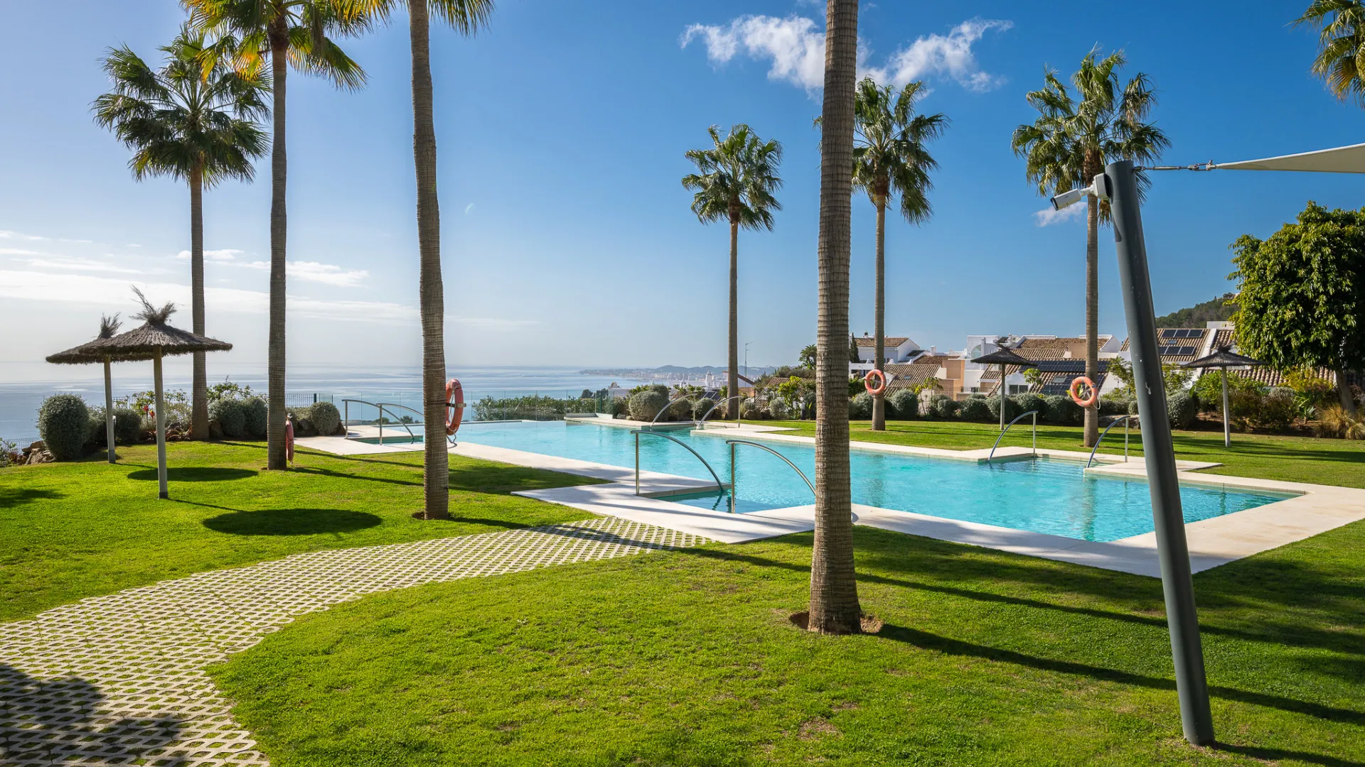 Benalmadena Pueblo, villa pareada a la venta con 4 dormitorios