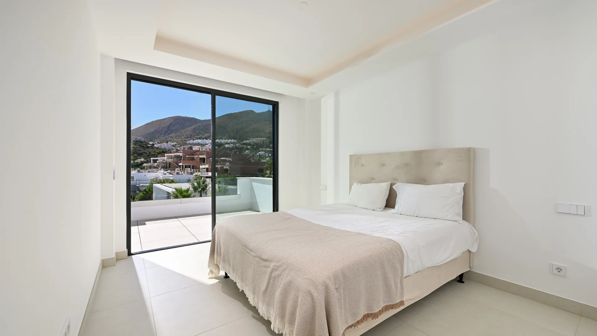 Benalmadena Pueblo, villa pareada a la venta con 4 dormitorios