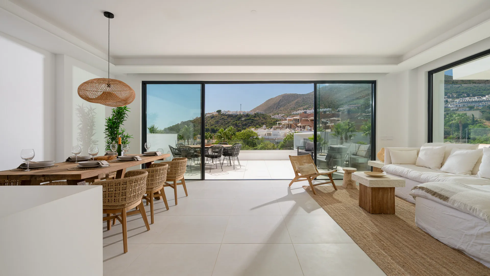 Benalmadena Pueblo, villa pareada a la venta con 4 dormitorios