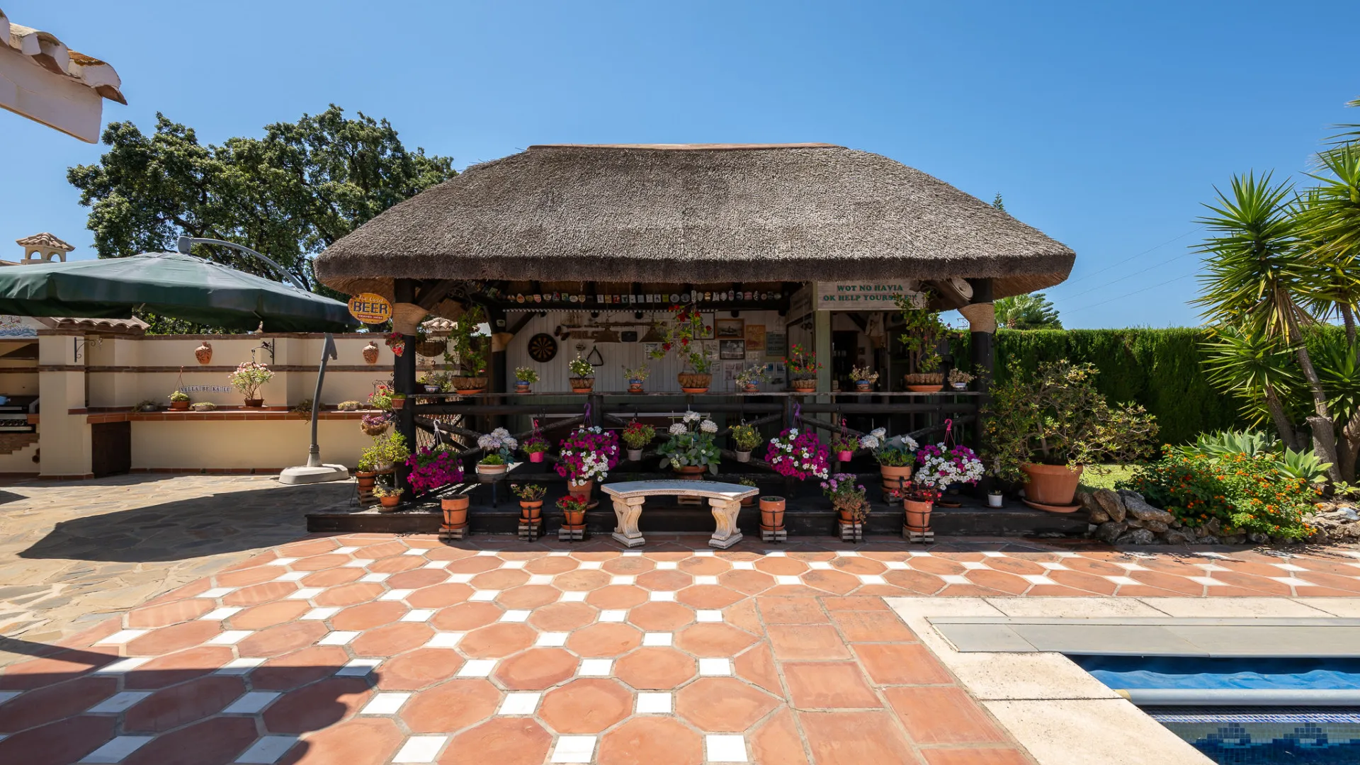 For sale villa in Calahonda with 3 bedrooms