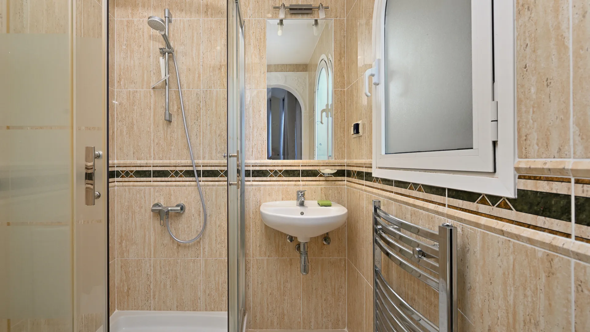 For sale villa in Calahonda with 3 bedrooms