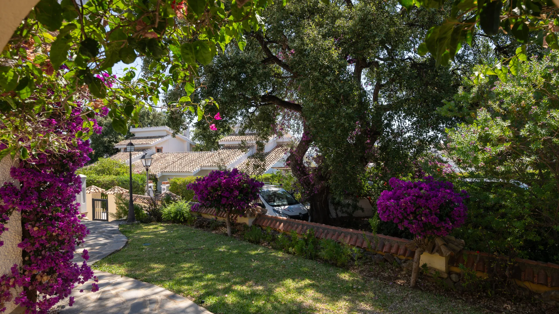 For sale villa in Calahonda with 3 bedrooms