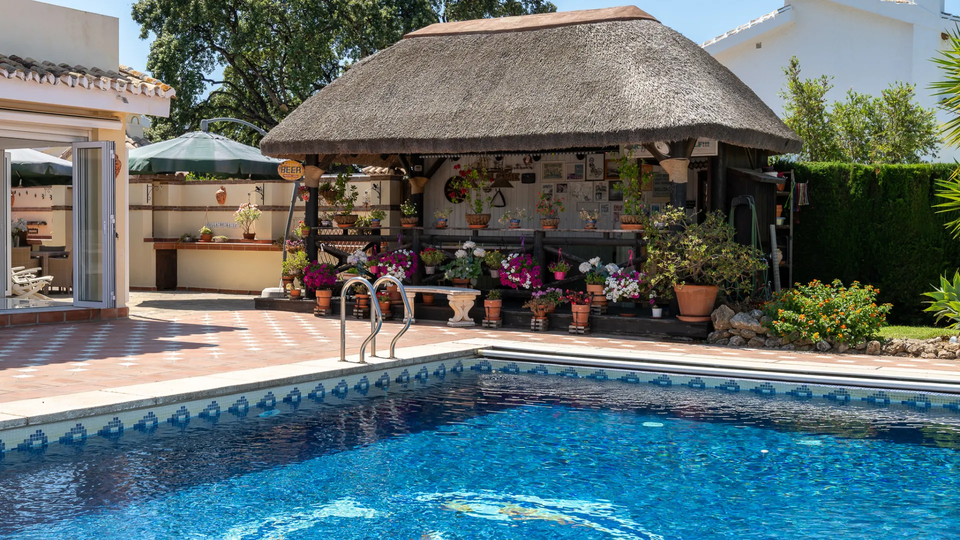 For sale villa in Calahonda with 3 bedrooms