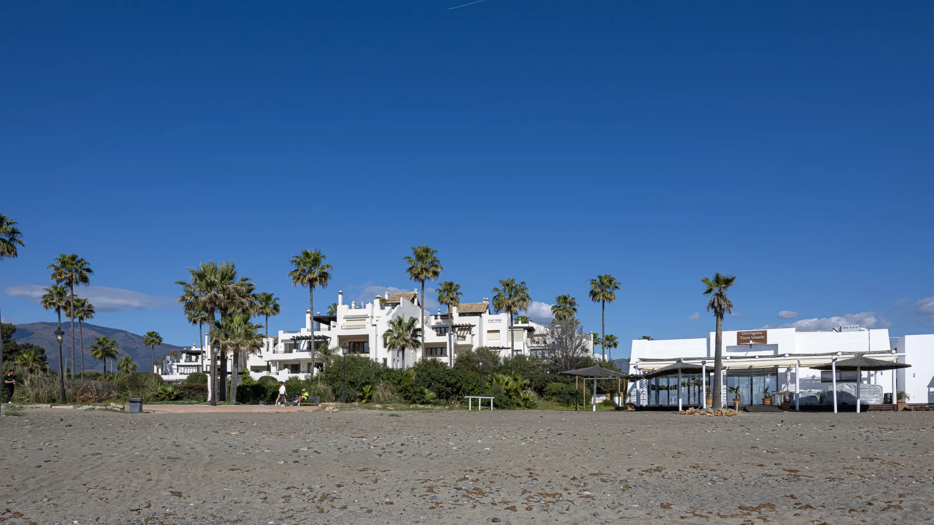 Apartamento planta baja con 3 dormitorios a la venta en Bahía del Velerín