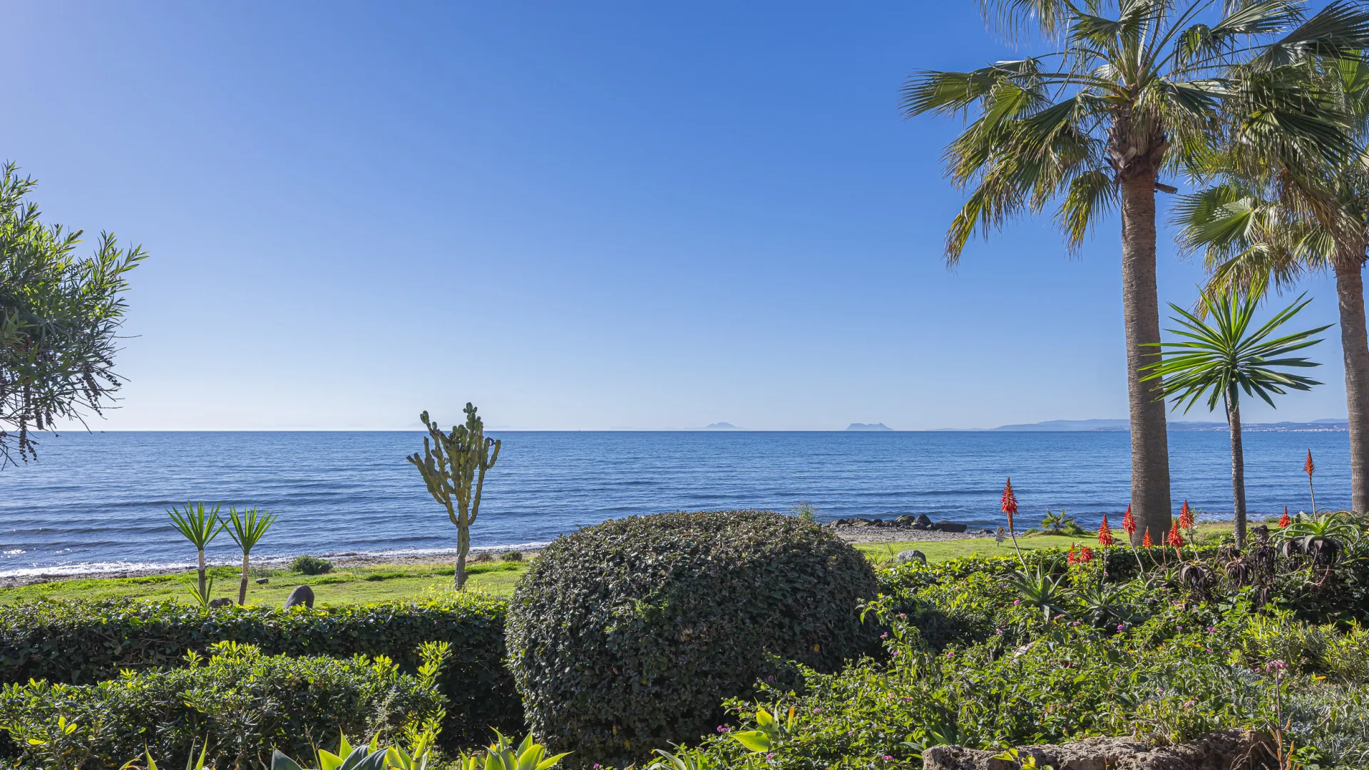 Menara Beach, apartamento planta baja a la venta