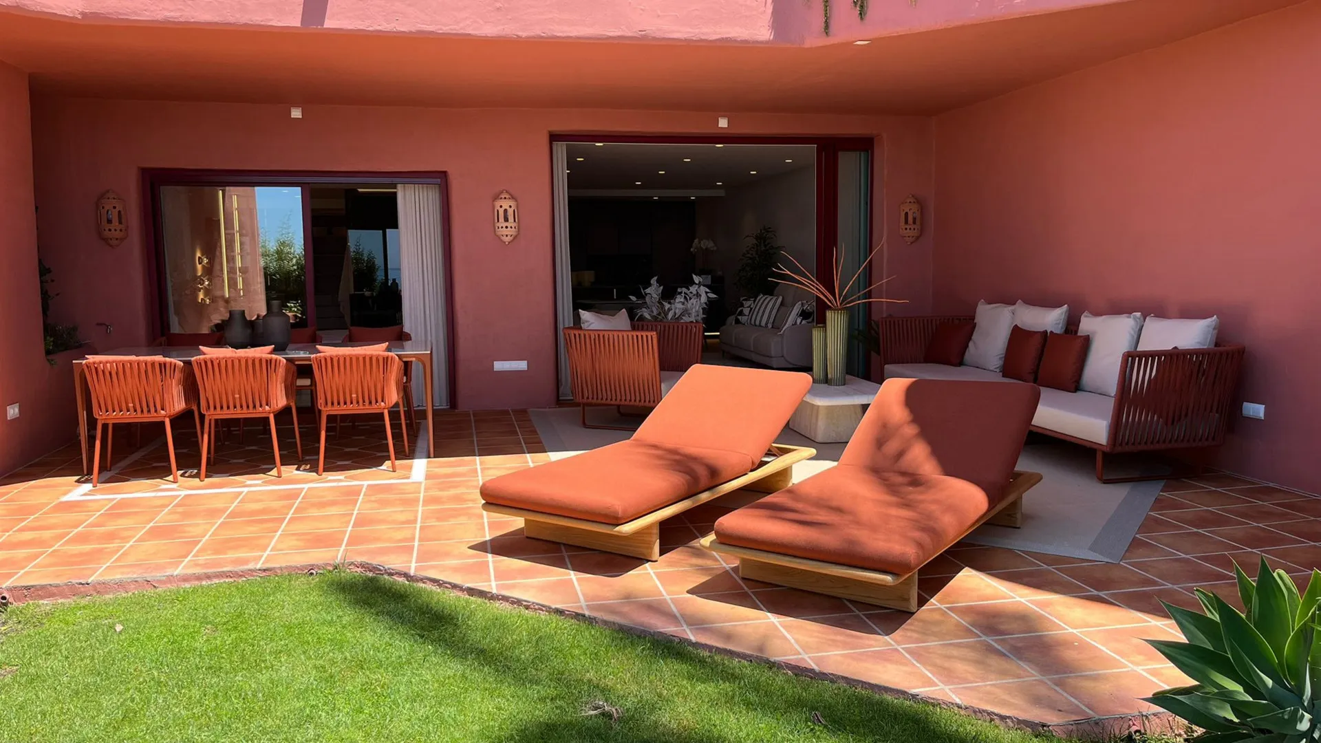 Menara Beach, apartamento planta baja a la venta