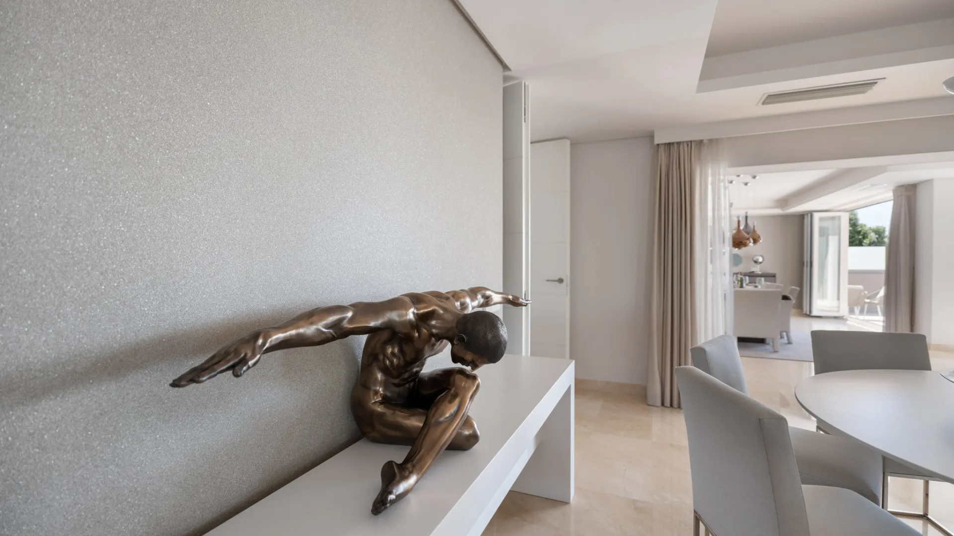 Comprar villa en Nueva Andalucia con 6 dormitorios