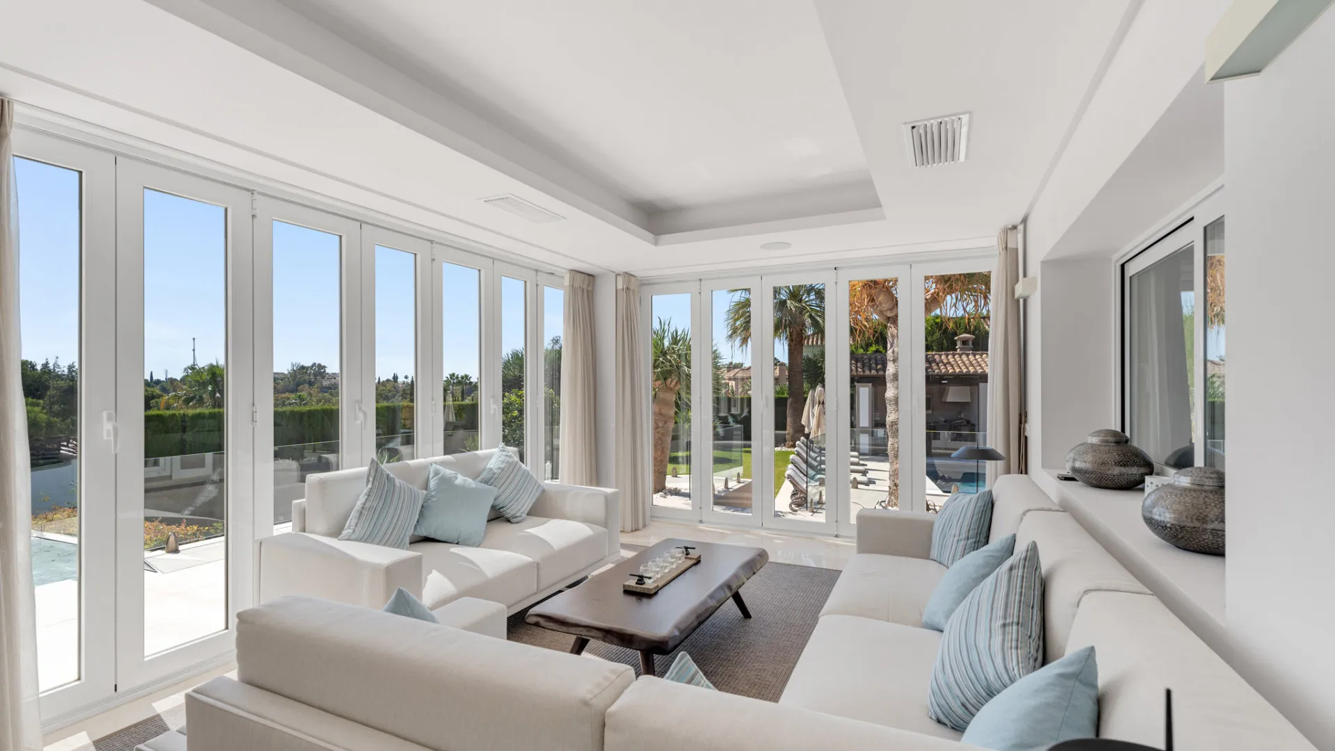 Comprar villa en Nueva Andalucia con 6 dormitorios
