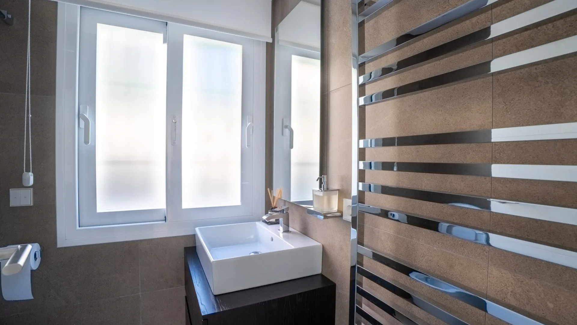 Comprar villa en Nueva Andalucia con 6 dormitorios