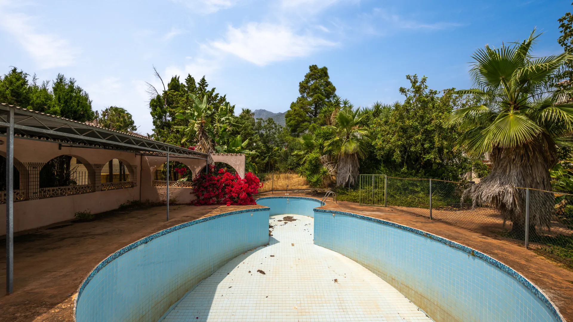 For sale villa in Don Miguel with 9 bedrooms