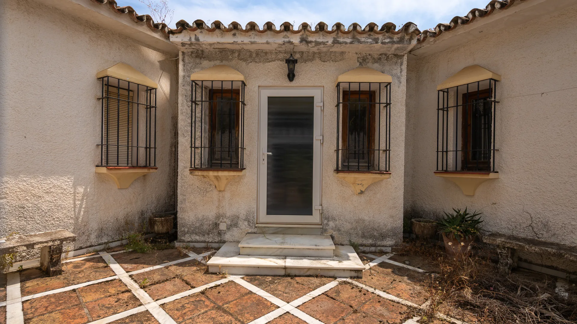 For sale villa in Don Miguel with 9 bedrooms