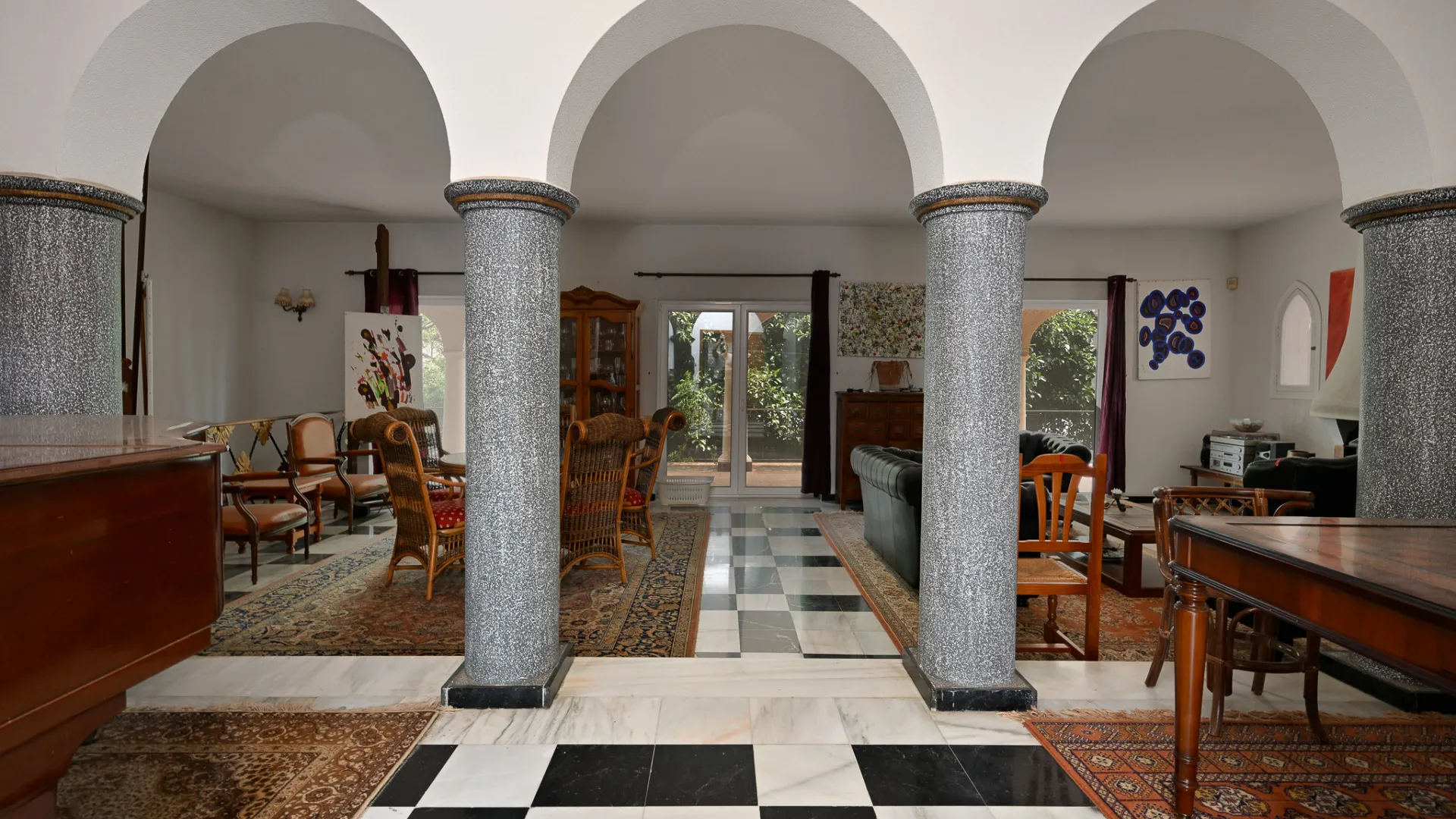 For sale villa in Don Miguel with 9 bedrooms