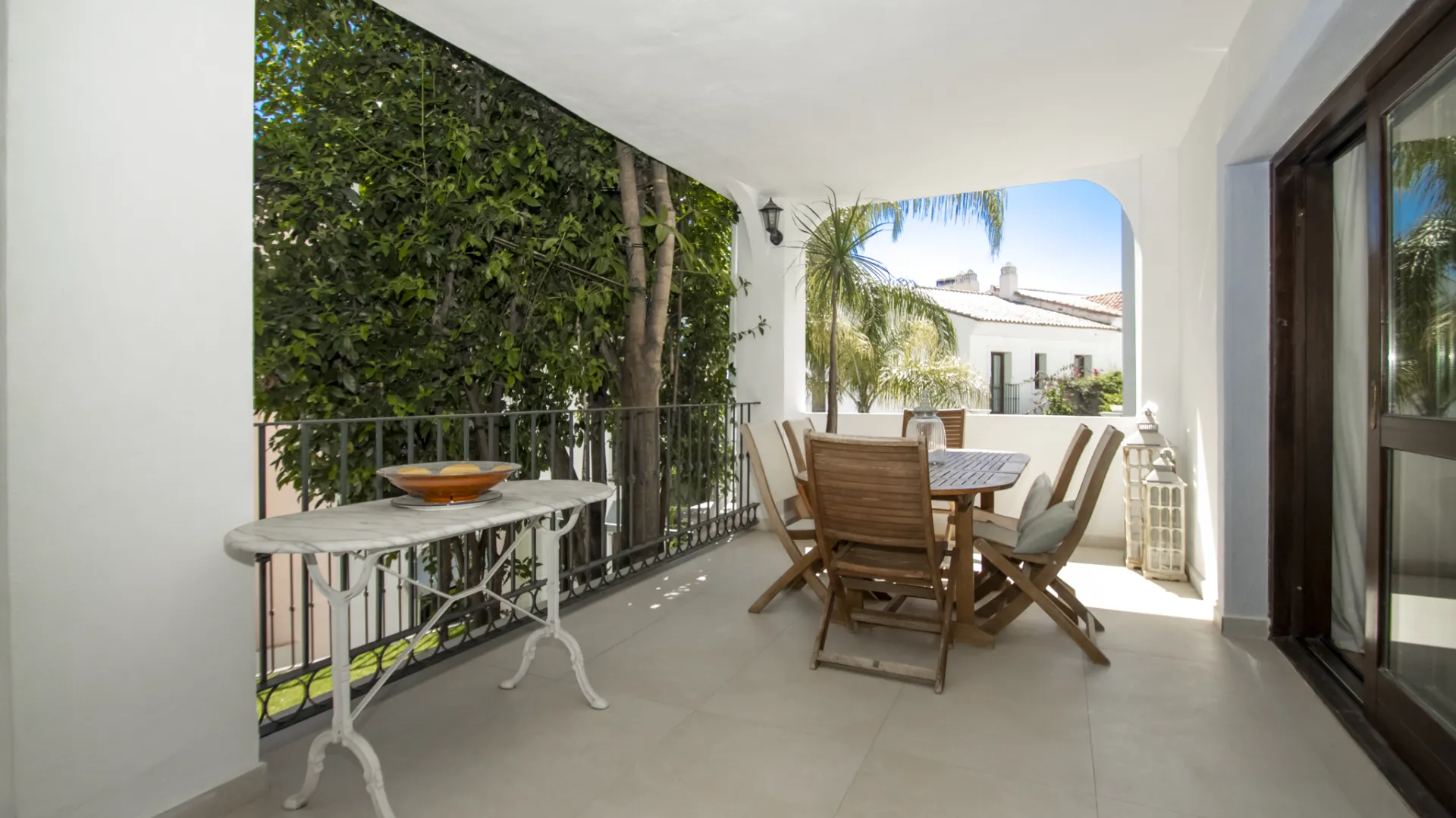4 bedrooms semi detached house for sale in El Paraiso