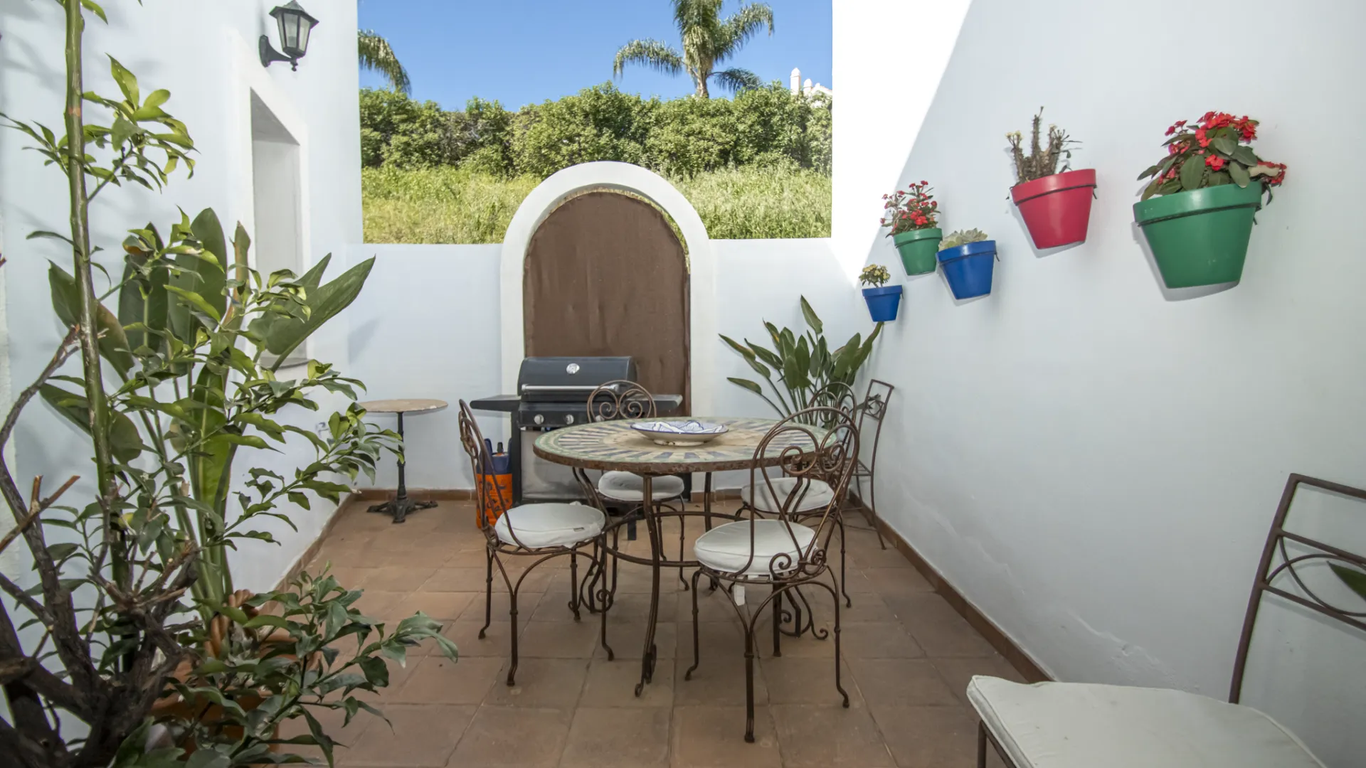 4 bedrooms semi detached house for sale in El Paraiso