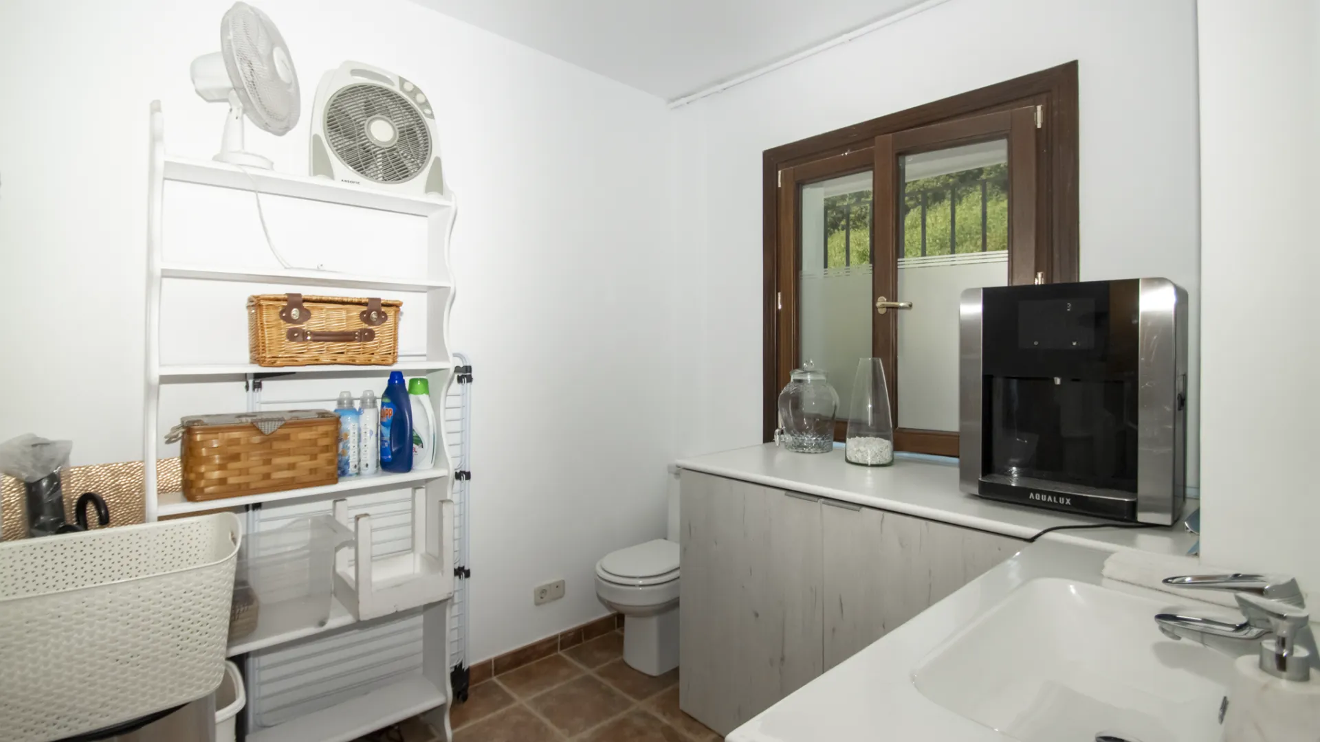 4 bedrooms semi detached house for sale in El Paraiso