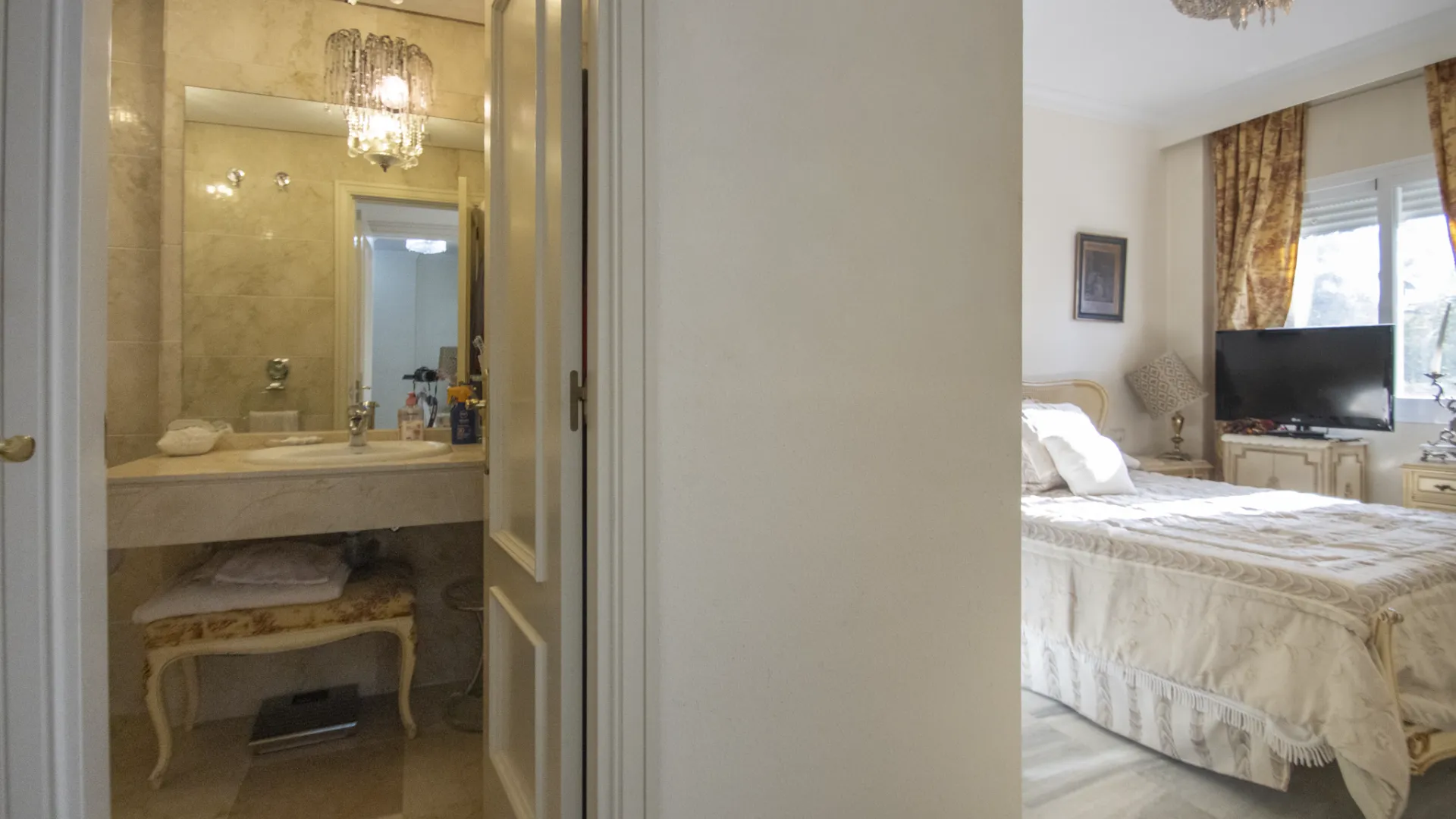 For sale 2 bedrooms apartment in Hacienda Nagüeles I