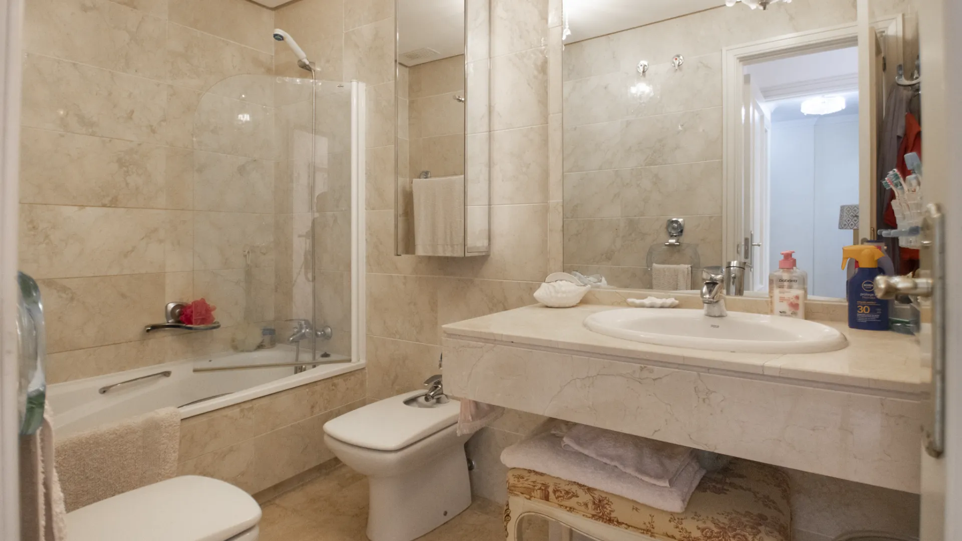 For sale 2 bedrooms apartment in Hacienda Nagüeles I