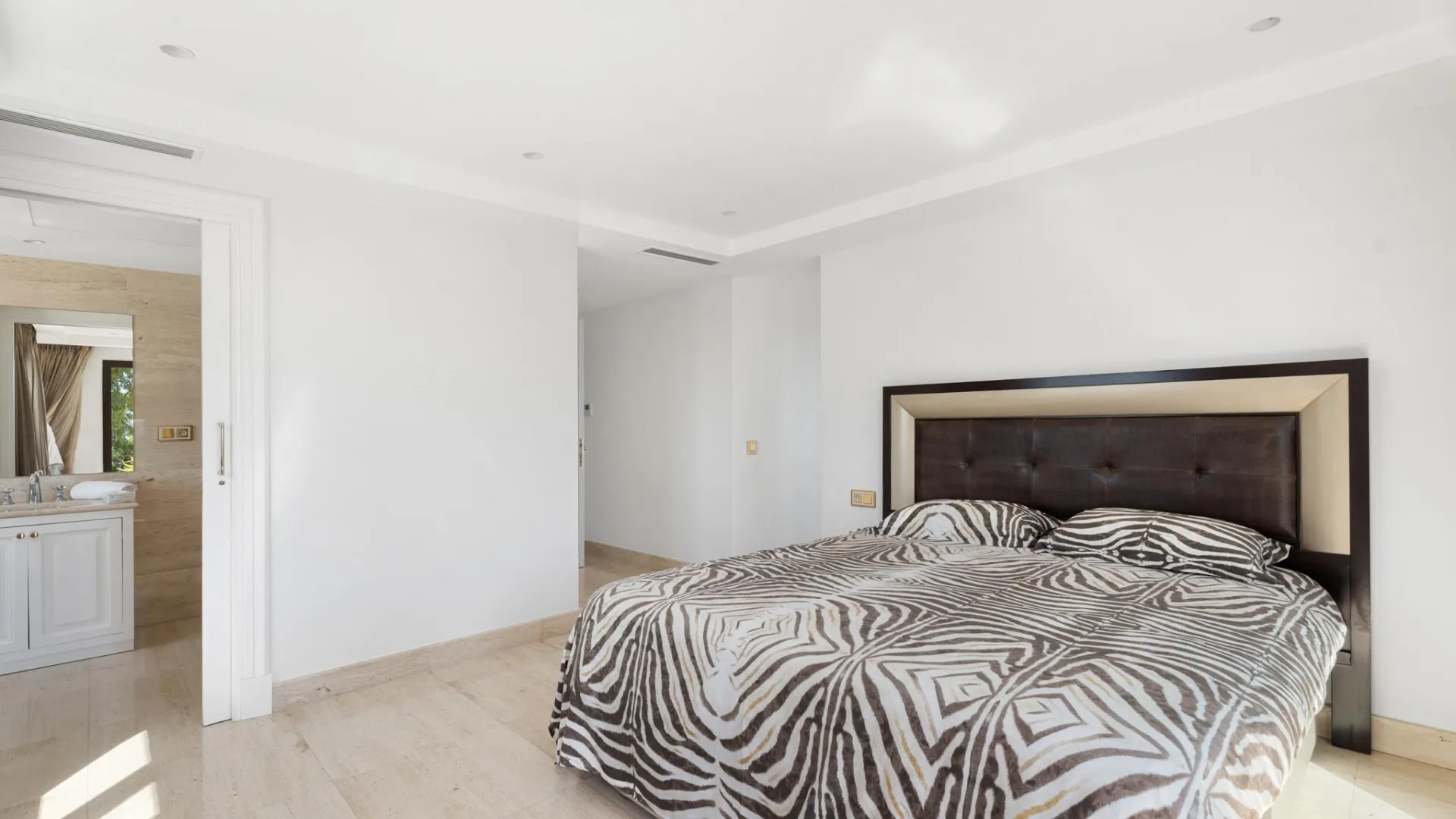 El Herrojo, villa en venta