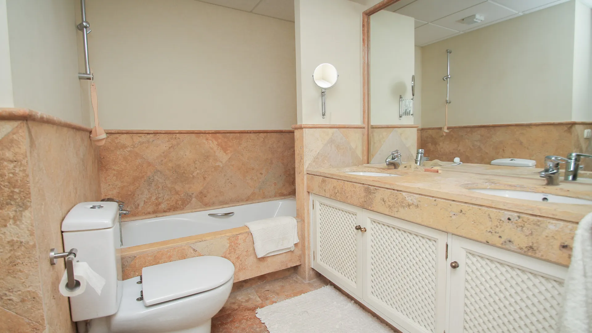 For sale Zahara de Istan town house with 3 bedrooms