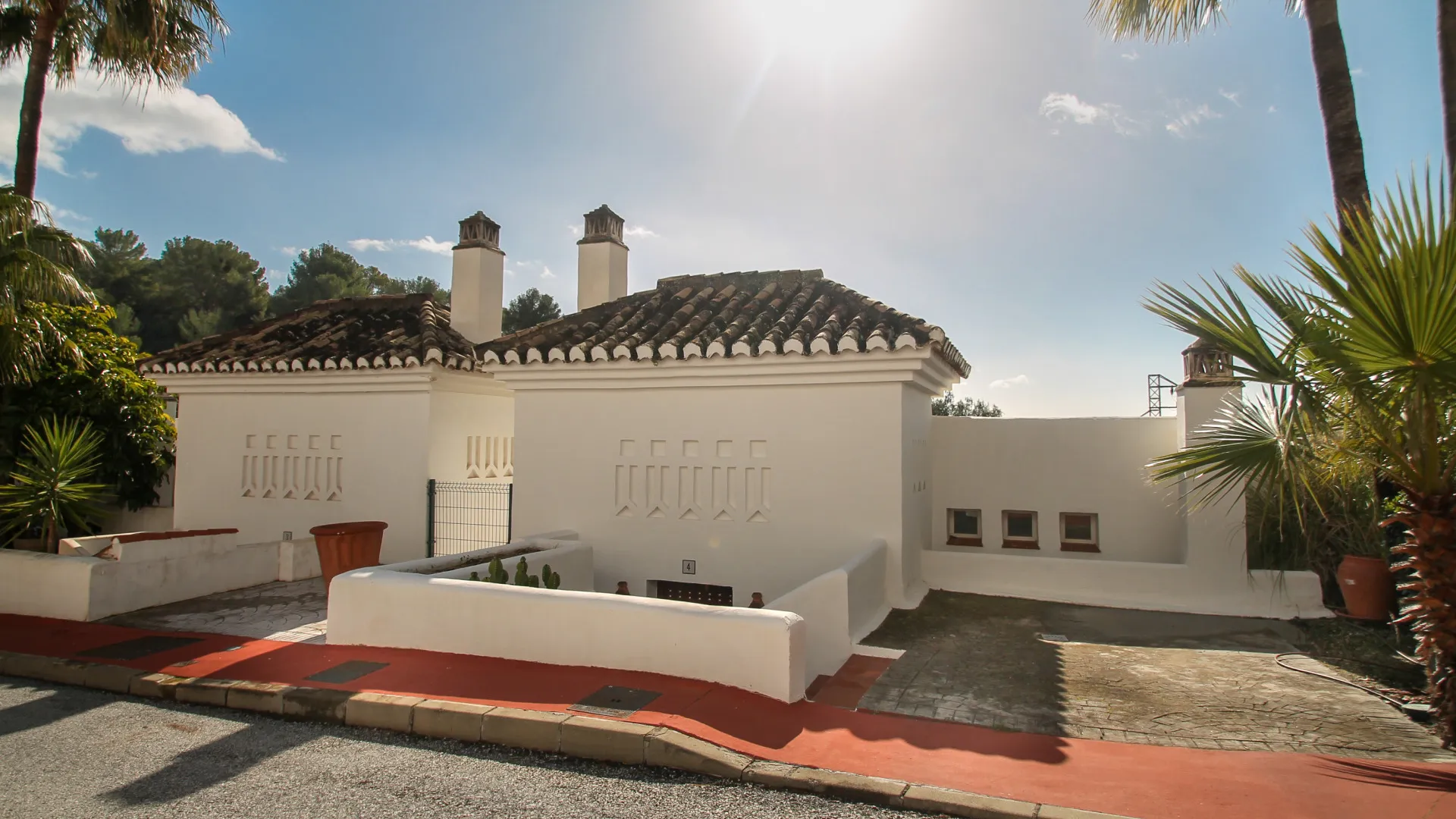 For sale Zahara de Istan town house with 3 bedrooms