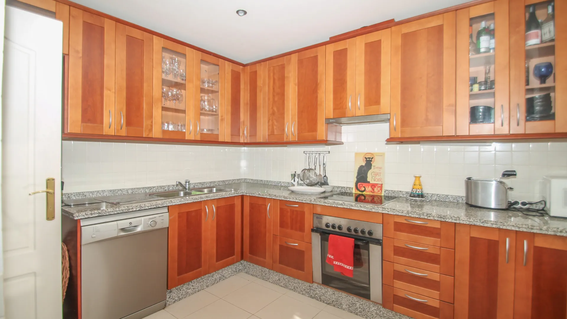 For sale Zahara de Istan town house with 3 bedrooms