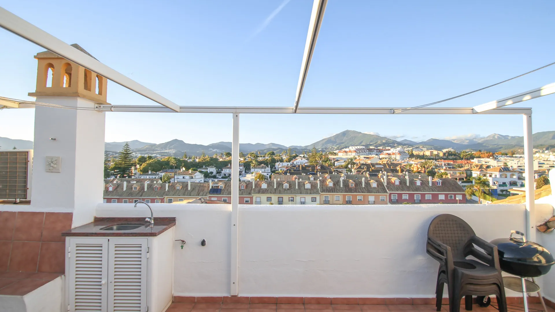 Duplex penthouse in San Pedro de Alcantara for sale