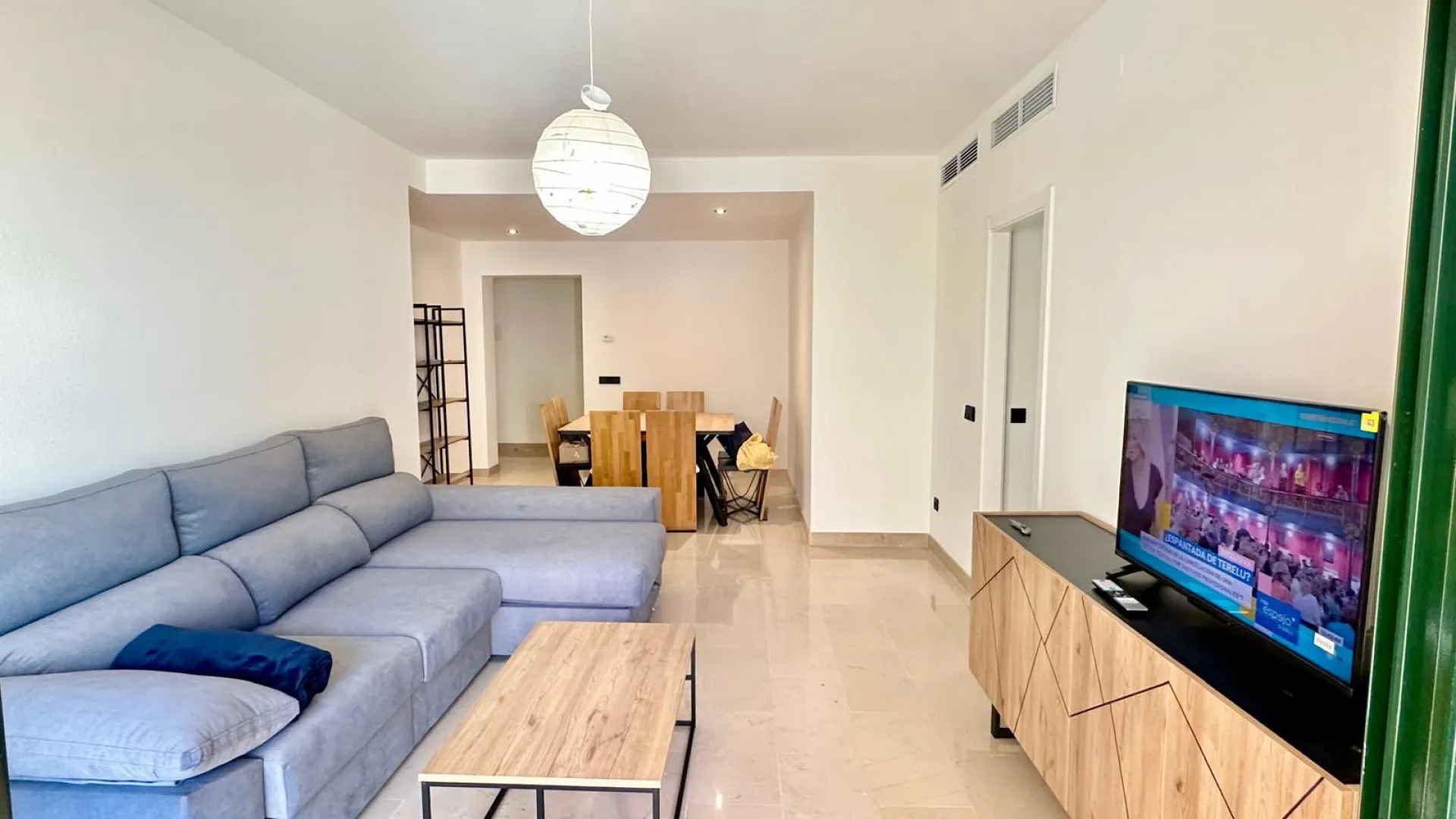 For sale San Pedro de Alcantara apartment with 2 bedrooms