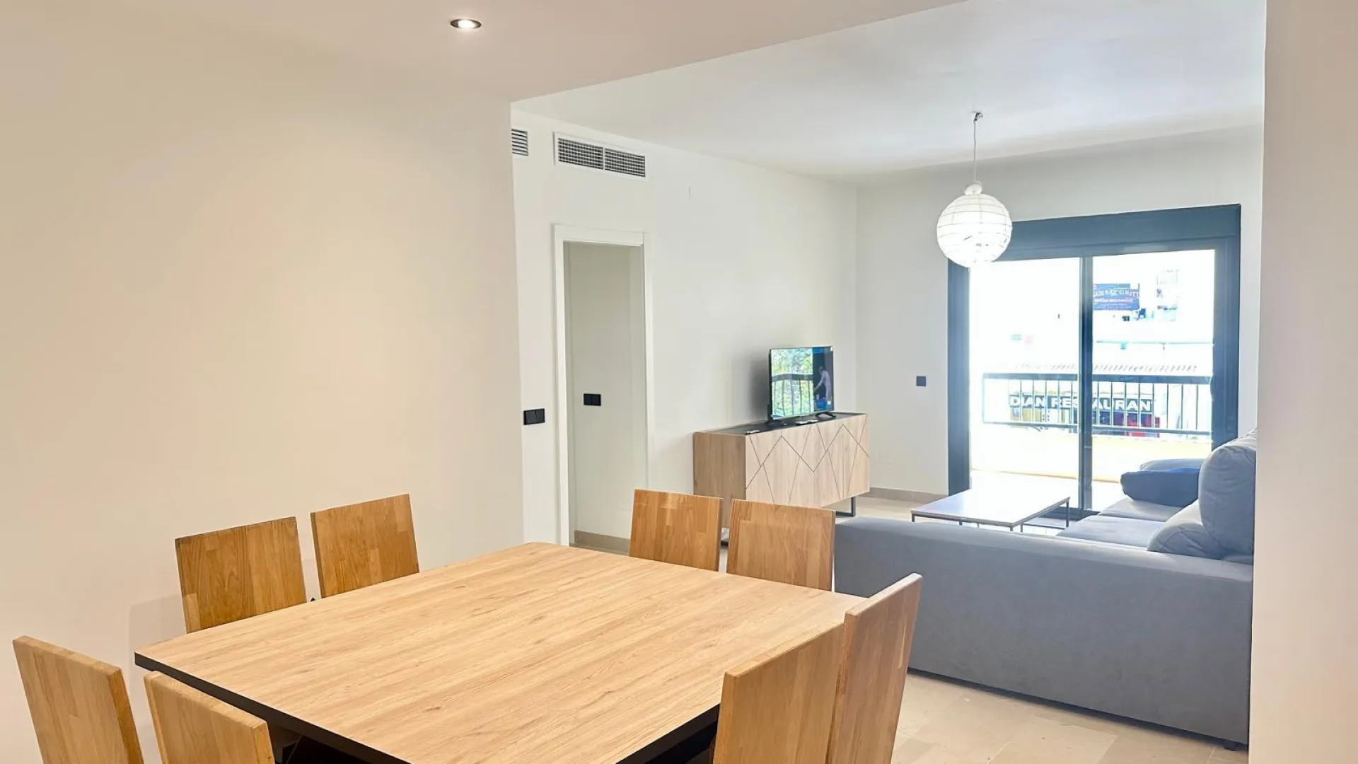 For sale San Pedro de Alcantara apartment with 2 bedrooms