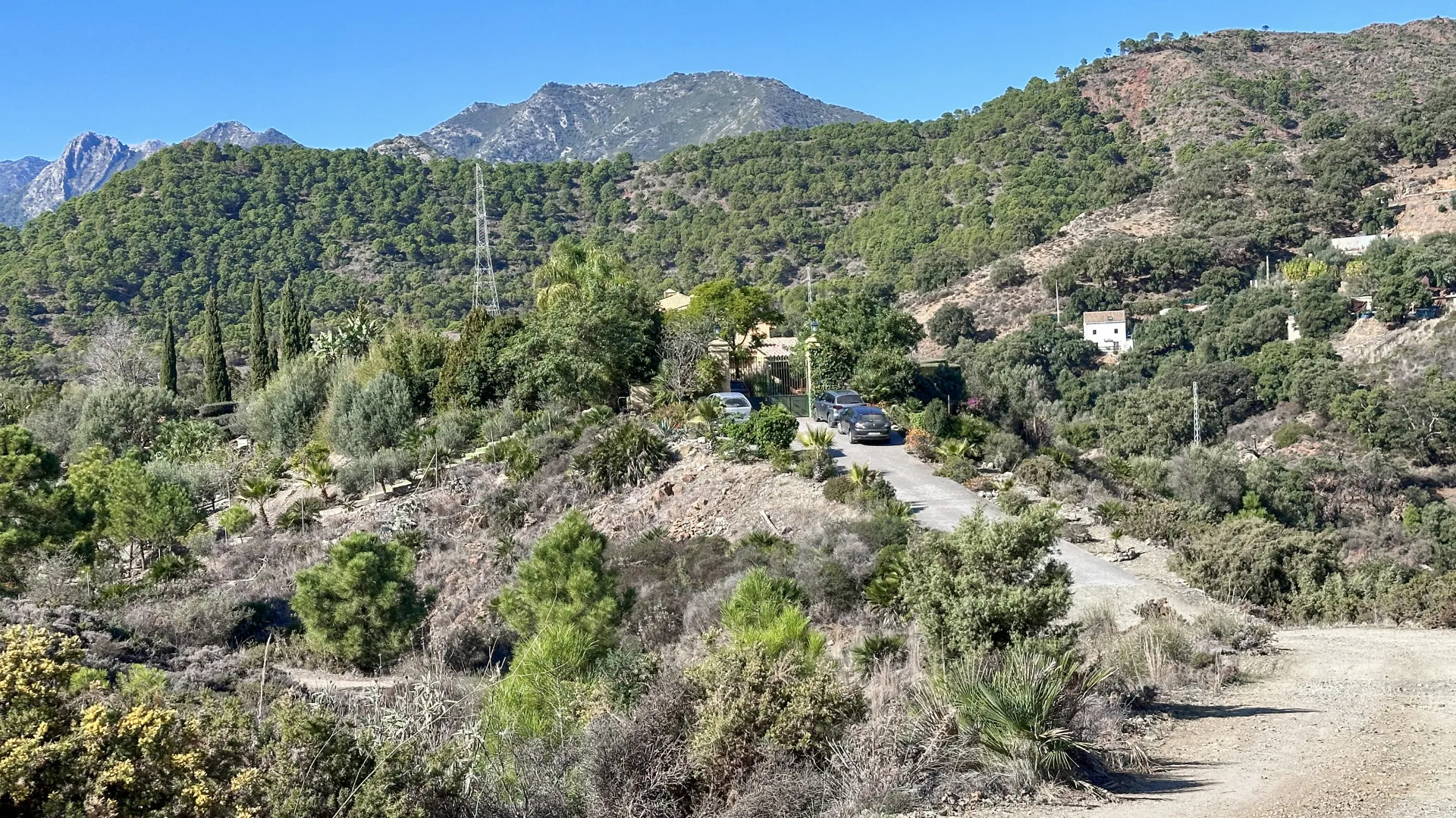 Finca en venta de 5 dormitorios en Ojen