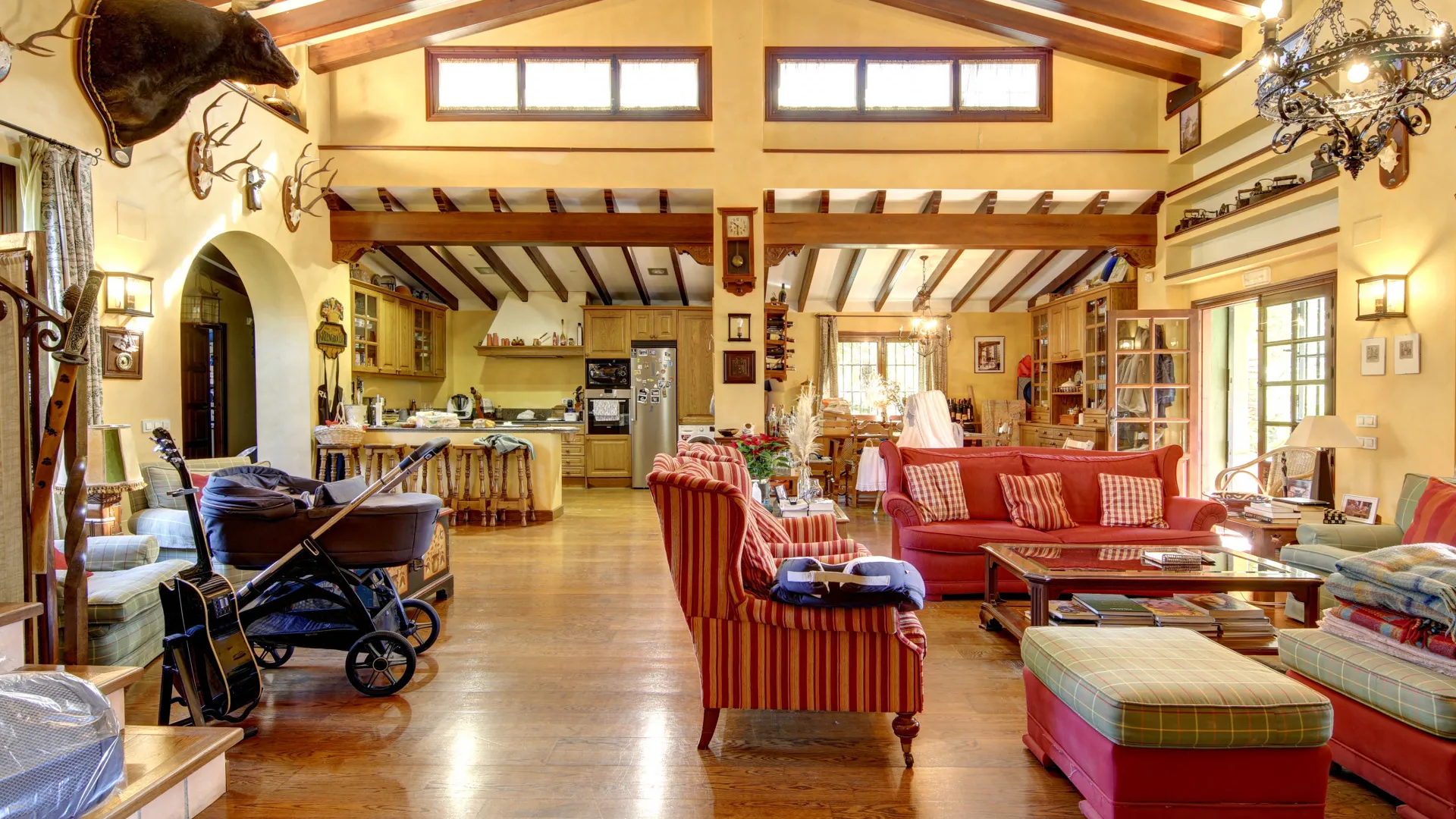 Finca en venta de 5 dormitorios en Ojen