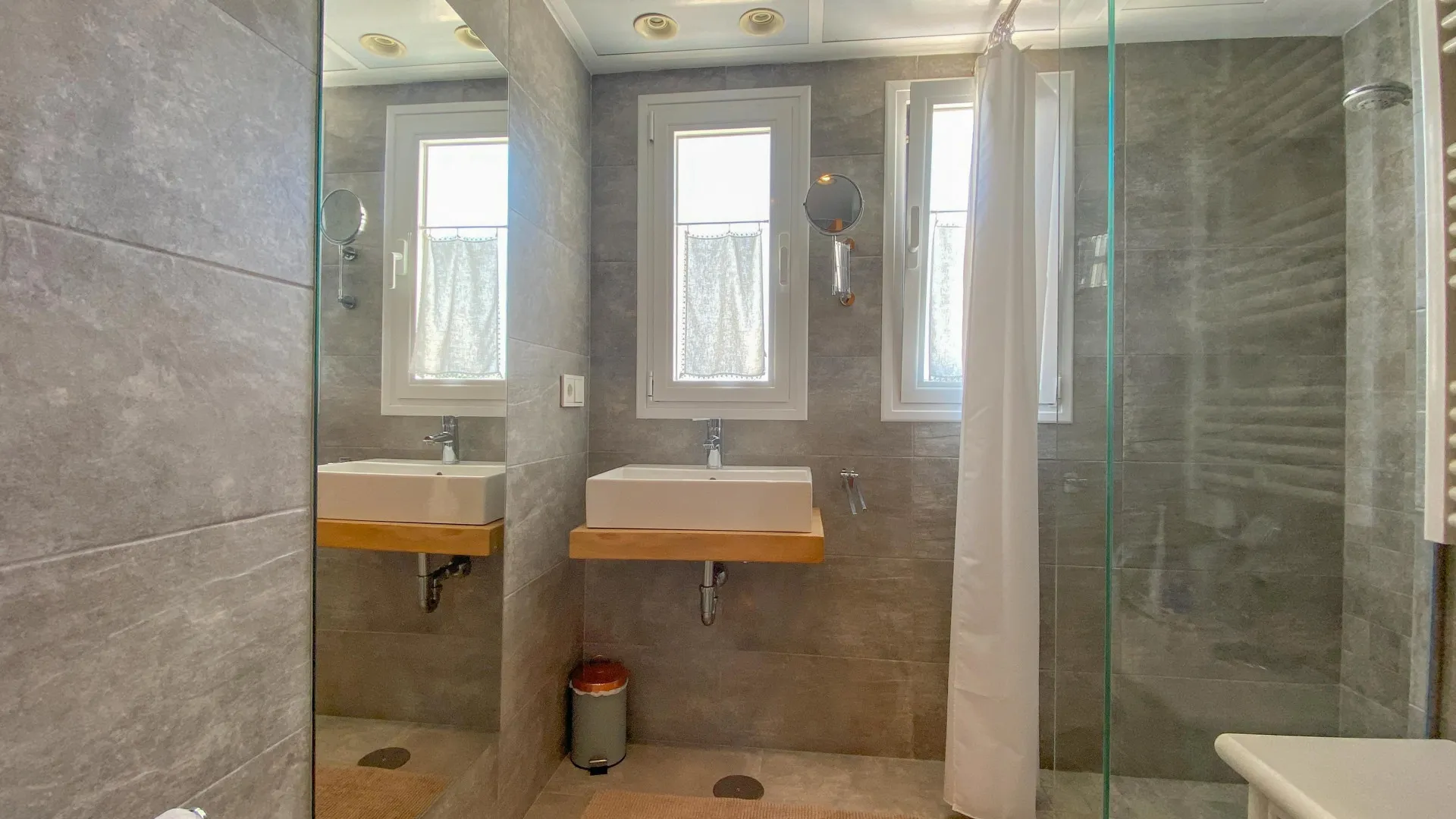For sale 5 bedrooms villa in Nueva Andalucia