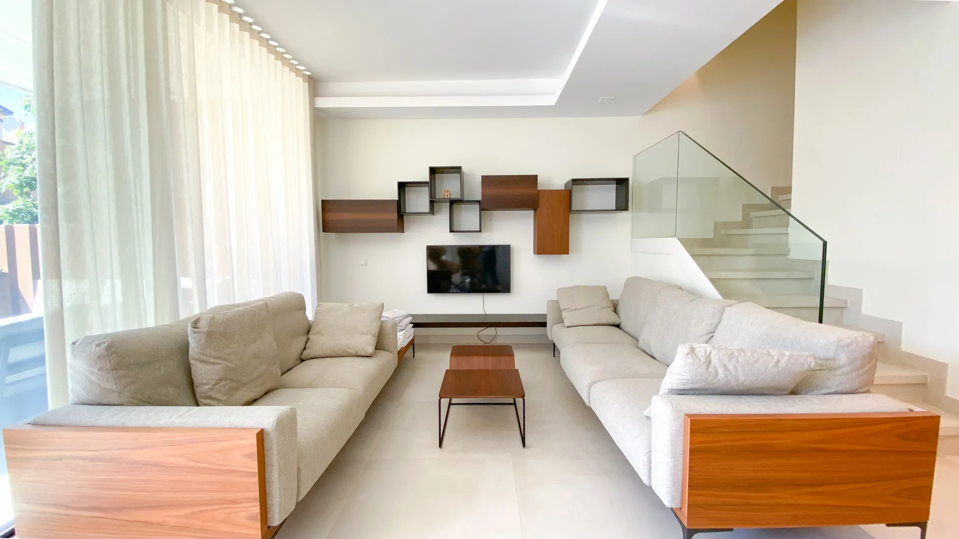 For sale semi detached villa in Marbella Golden Mile