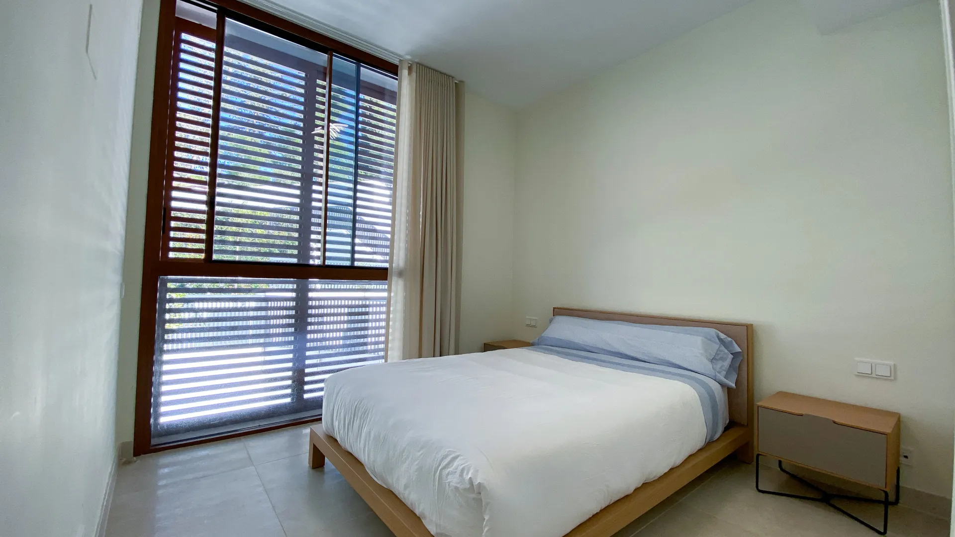 For sale semi detached villa in Marbella Golden Mile