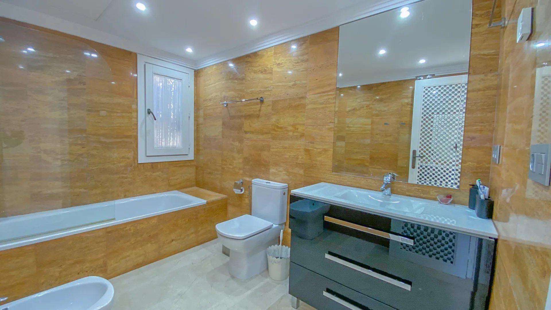 Pareado en venta en Marbella Golden Mile