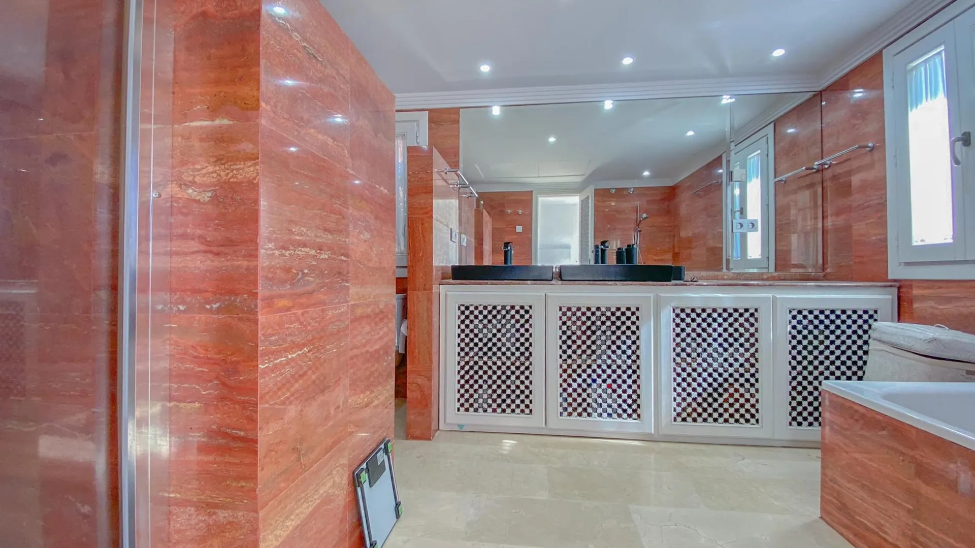 Pareado en venta en Marbella Golden Mile