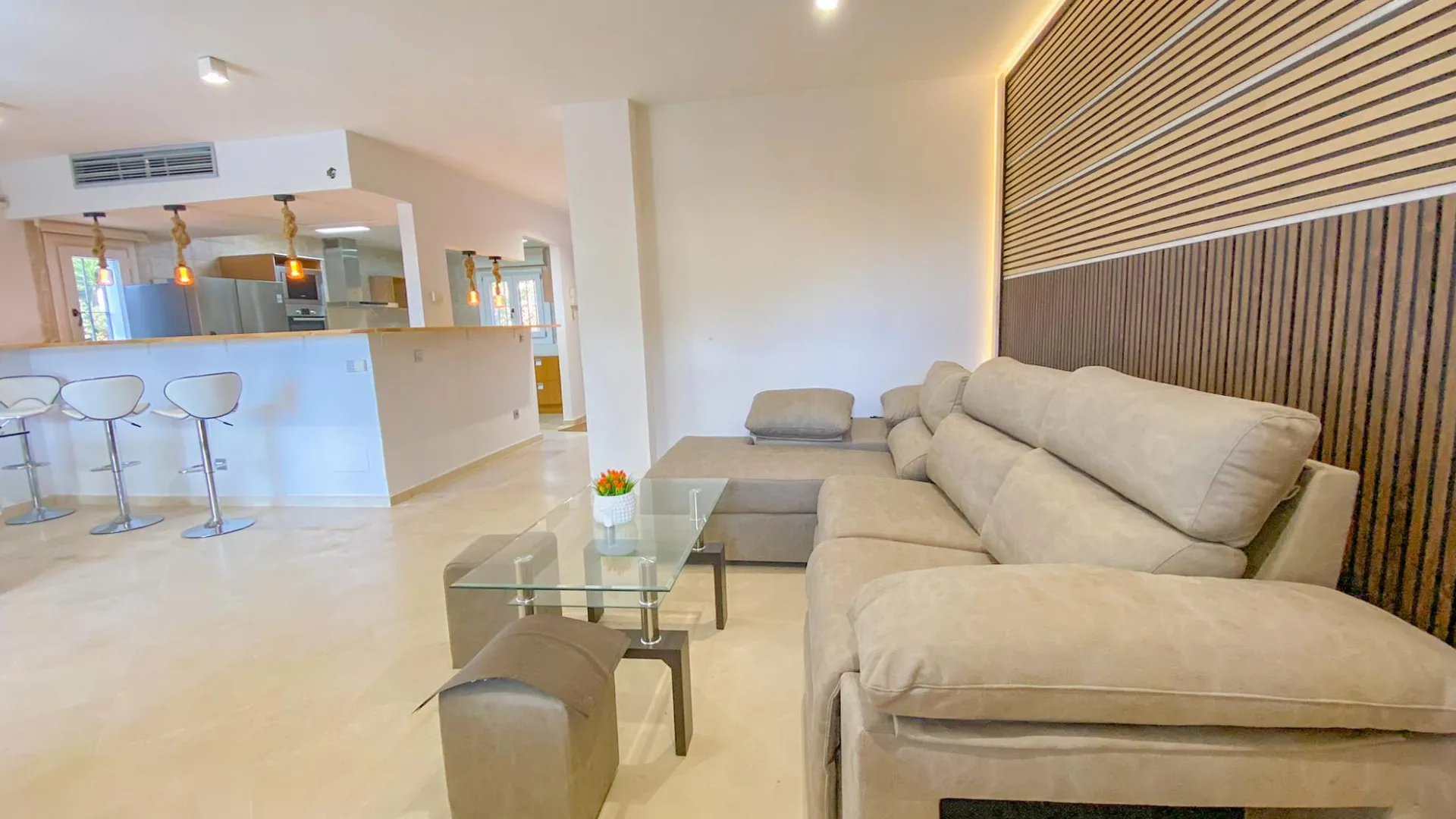 Pareado a la venta de 4 dormitorios en Marbella Golden Mile