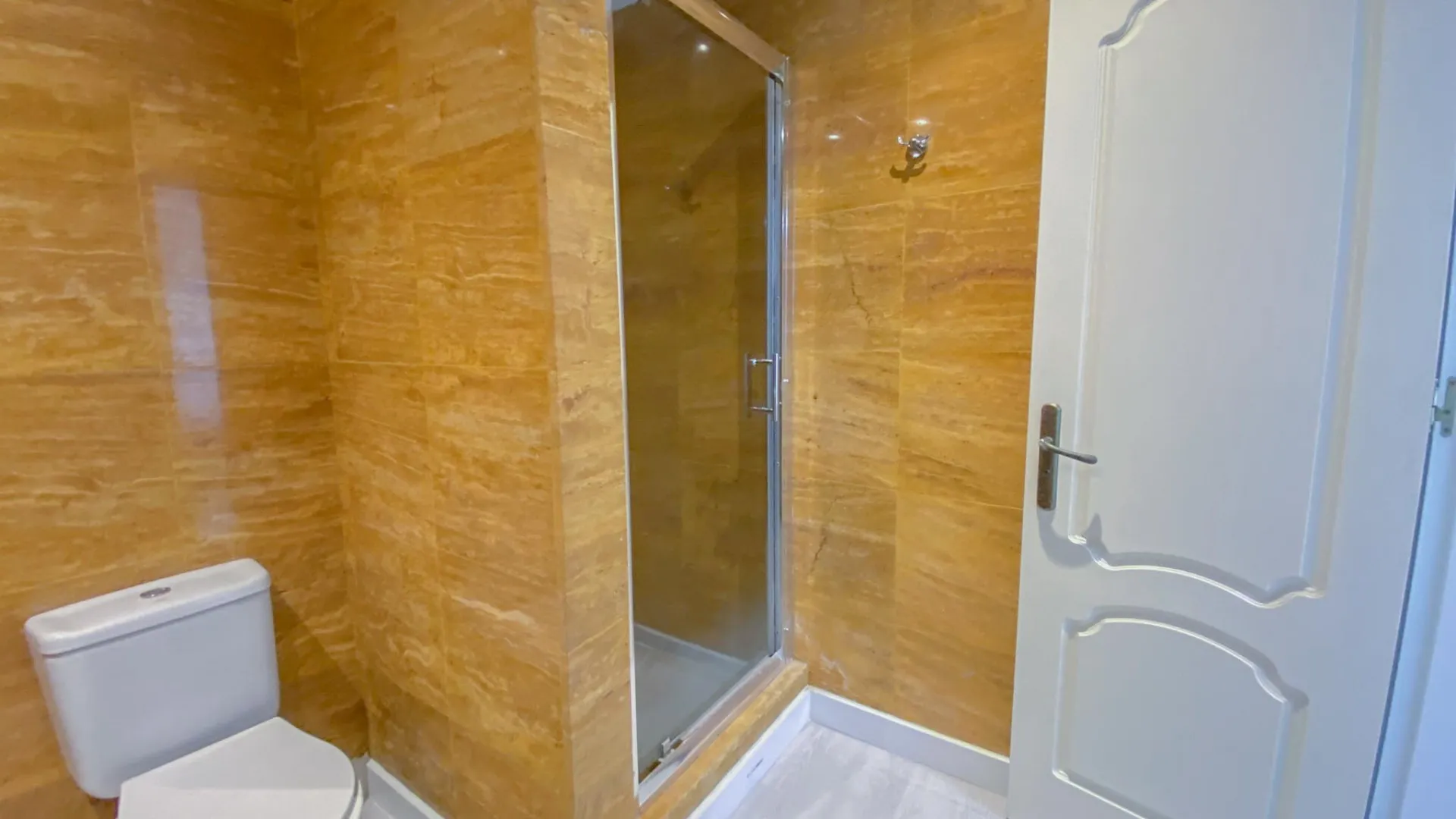 Pareado a la venta de 4 dormitorios en Marbella Golden Mile