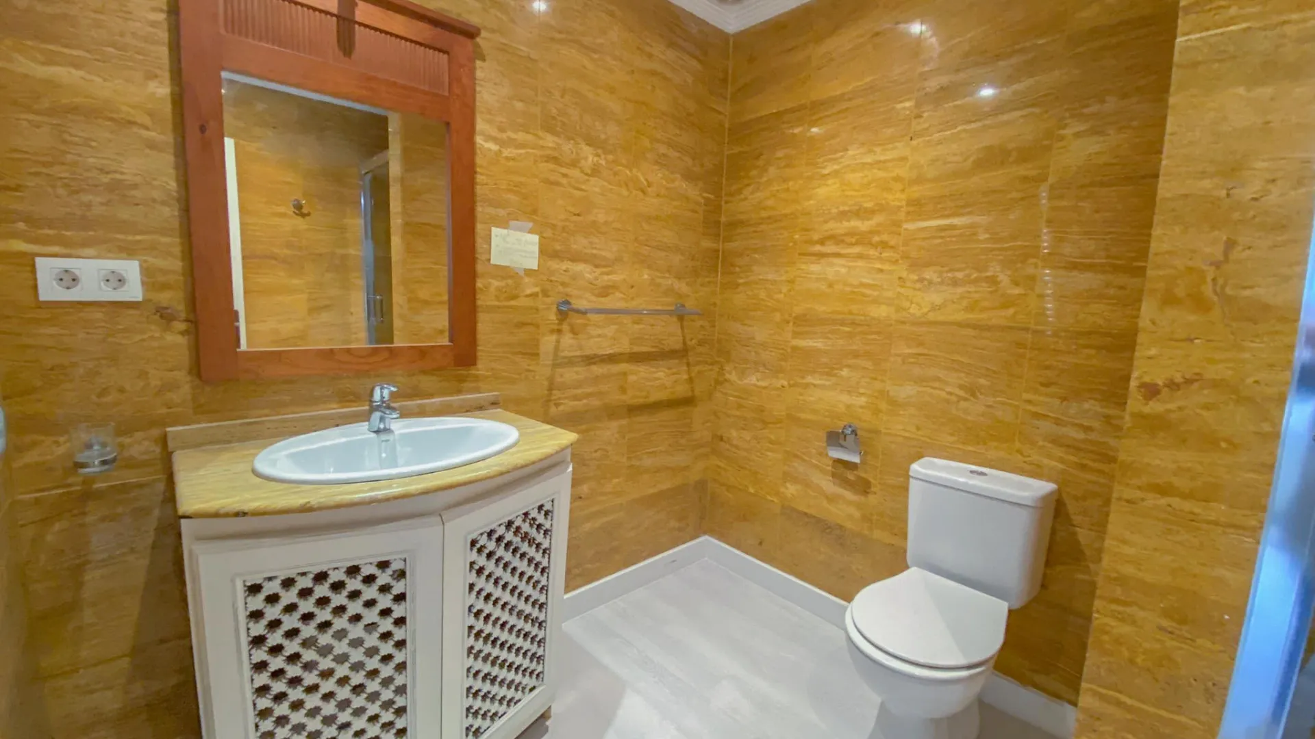 Pareado a la venta de 4 dormitorios en Marbella Golden Mile