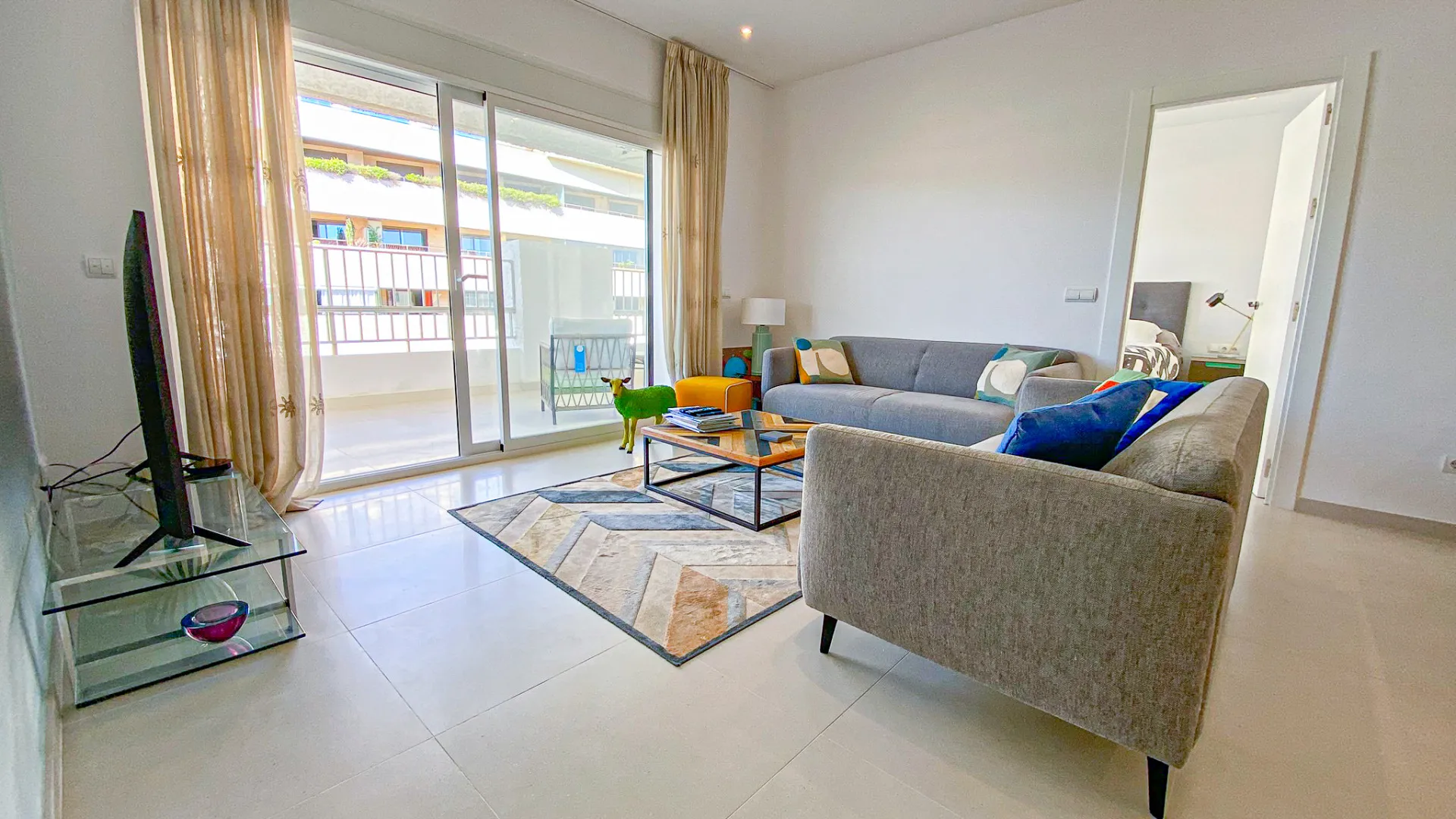 Marbella Golden Mile, Ático con 2 dormitorios en venta