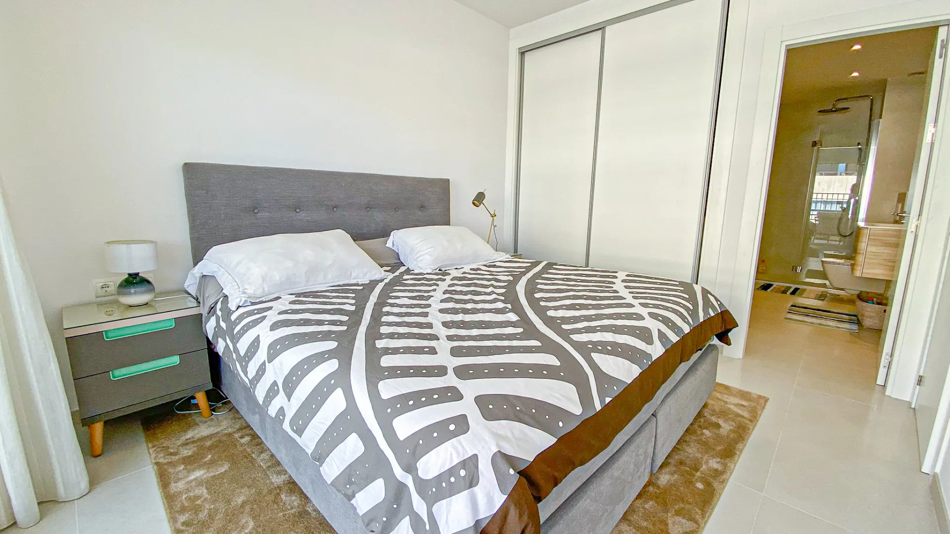 Marbella Golden Mile, Ático con 2 dormitorios en venta