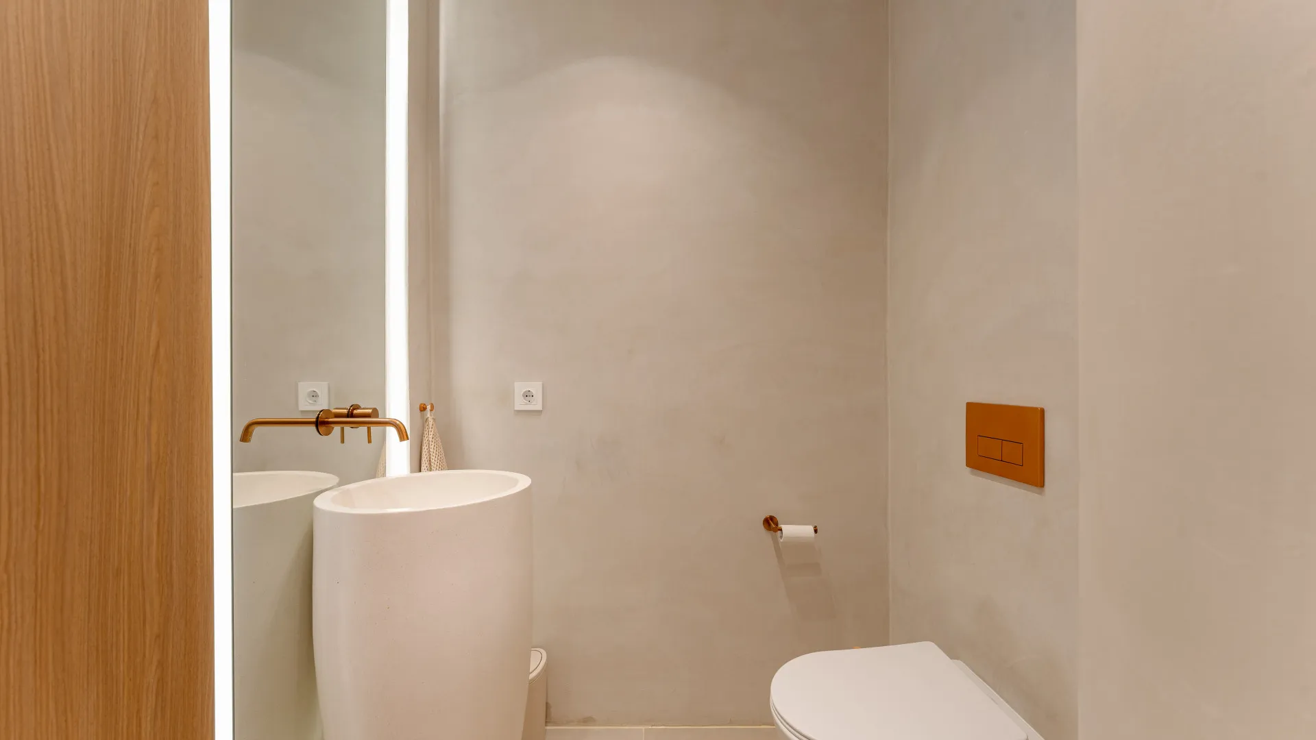 Town house in Azalea Beach for sale