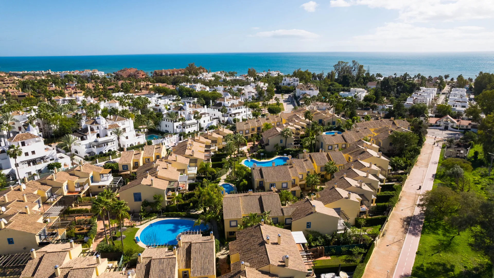 Town house in Azalea Beach for sale