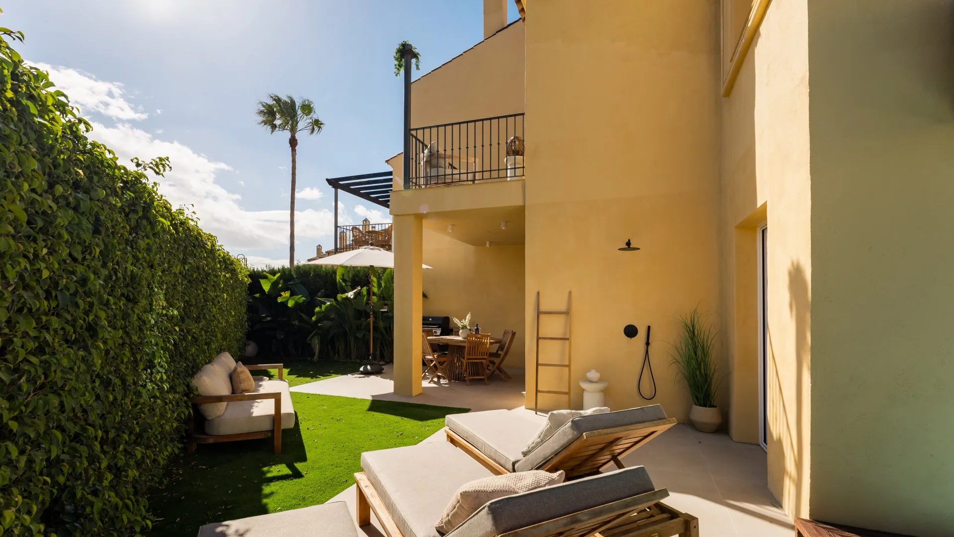 Town house in Azalea Beach for sale