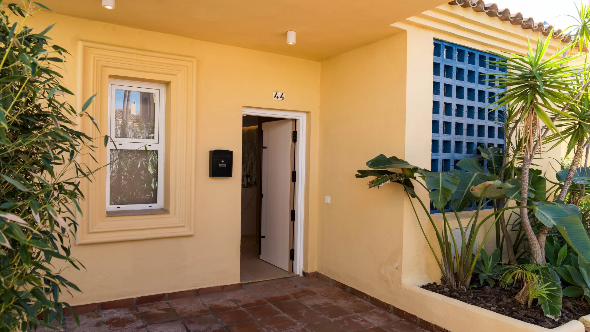 Town house in Azalea Beach for sale