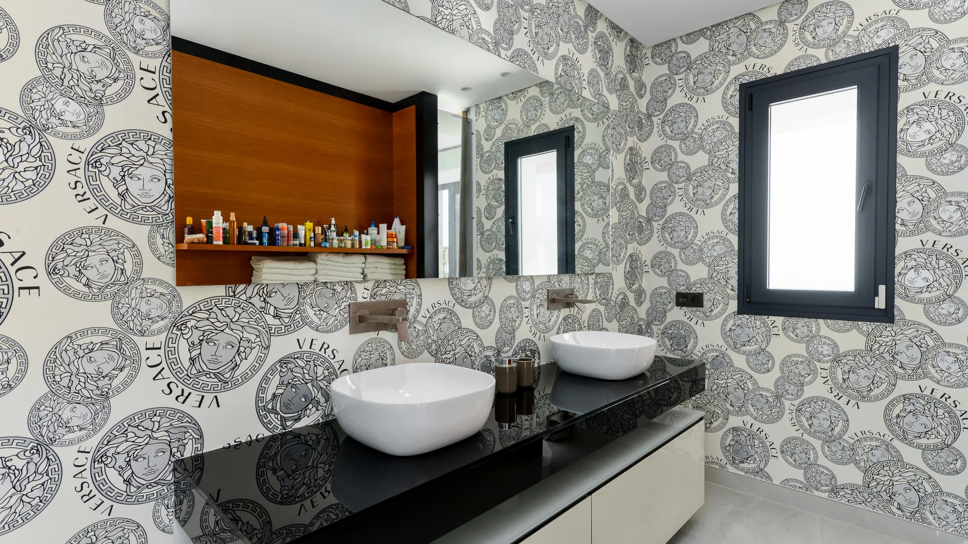 Manilva, villa a la venta de 5 dormitorios