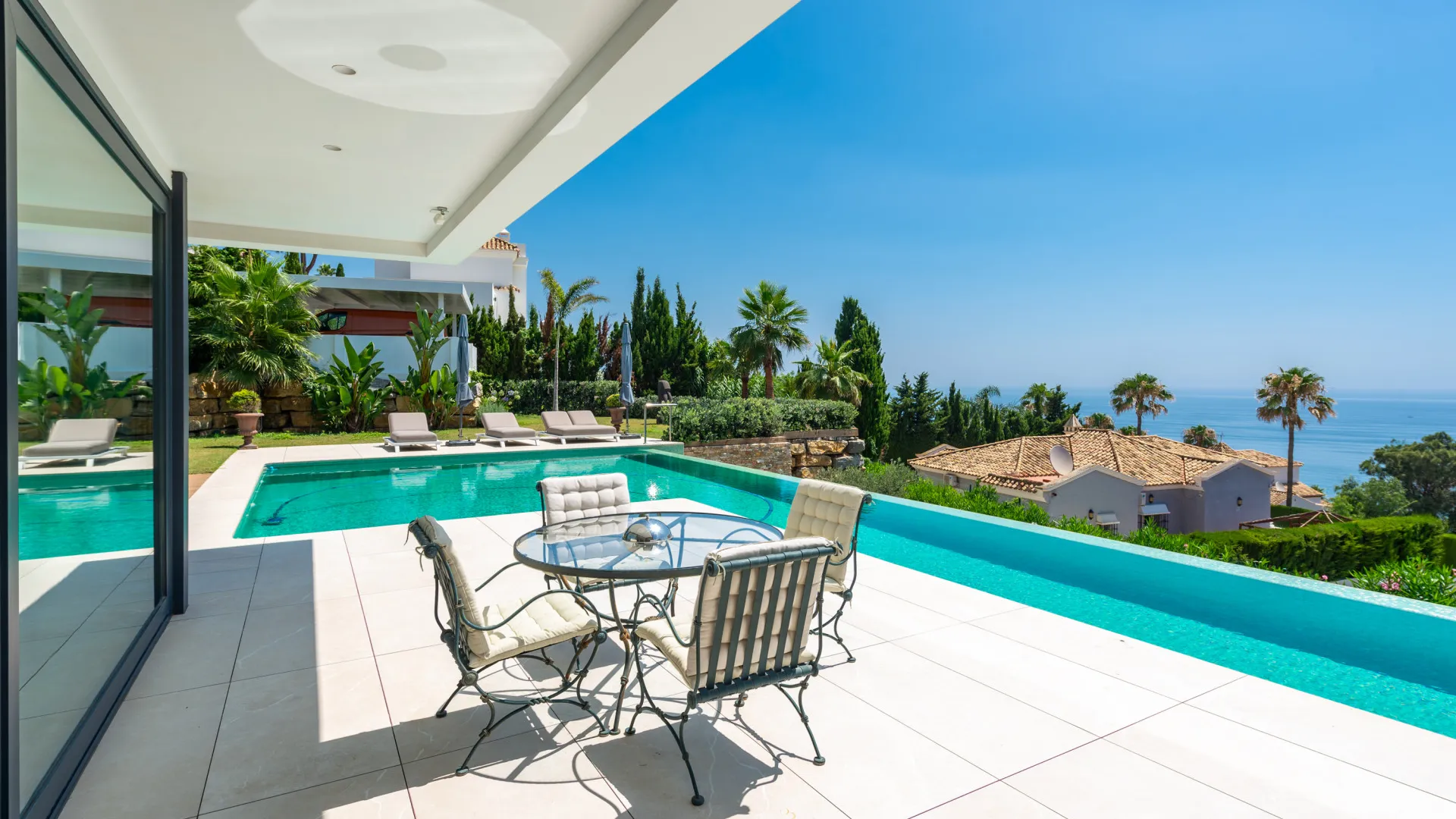 Manilva, villa a la venta de 5 dormitorios